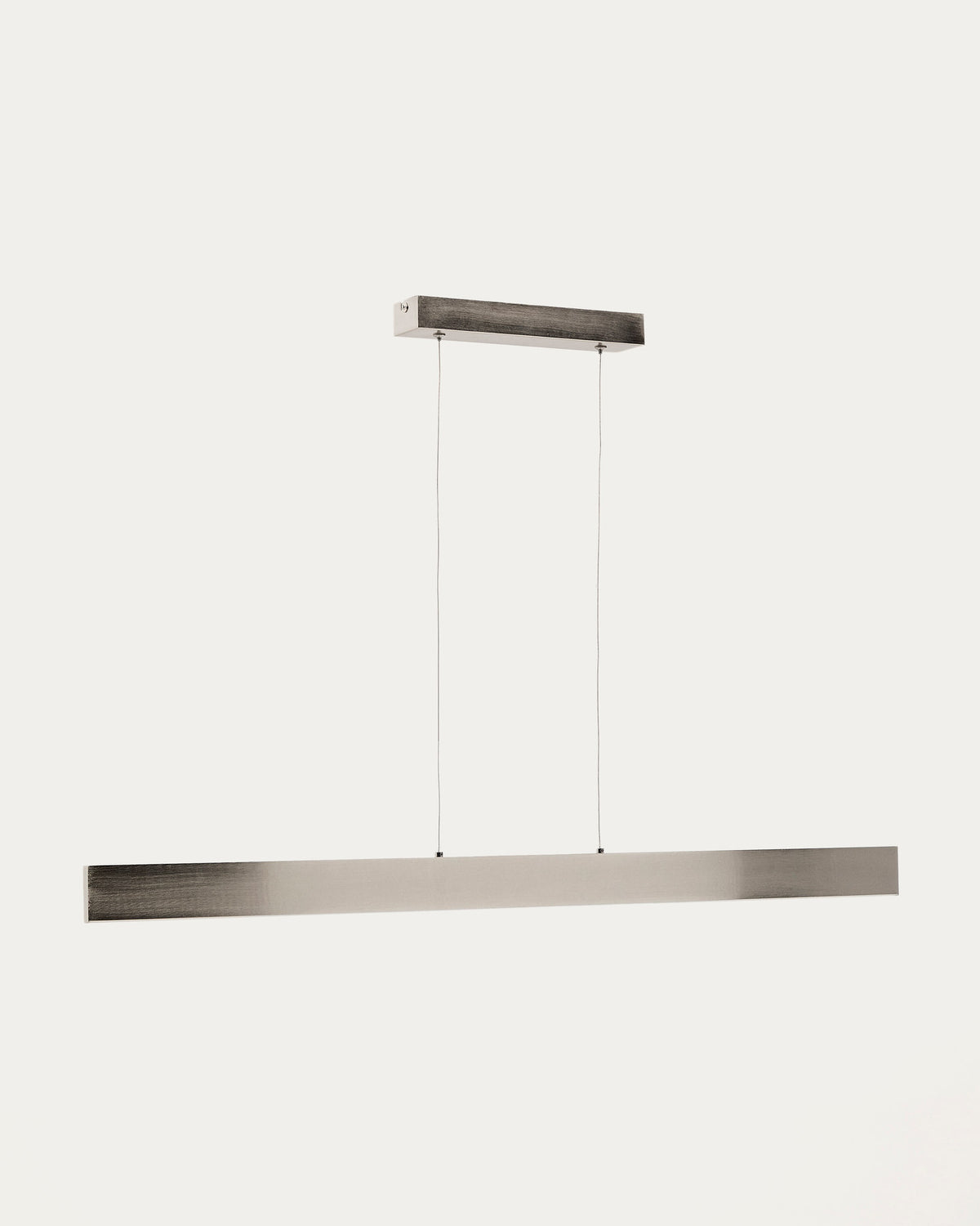 Pendelleuchte Boadella aus Aluminium mit gebürstetem, silberfarbenem Finish in Silber präsentiert im Onlineshop von KAQTU Design AG. Pendelleuchte ist von Kave Home