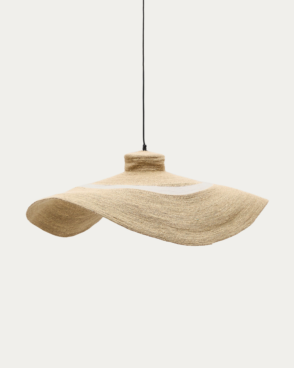 Albenya Deckenlampe aus Naturfasern und Baumwolle mit naturfarbenem und weissem Finish Ø 90 cm in Natur, Weiss präsentiert im Onlineshop von KAQTU Design AG. Pendelleuchte ist von Kave Home