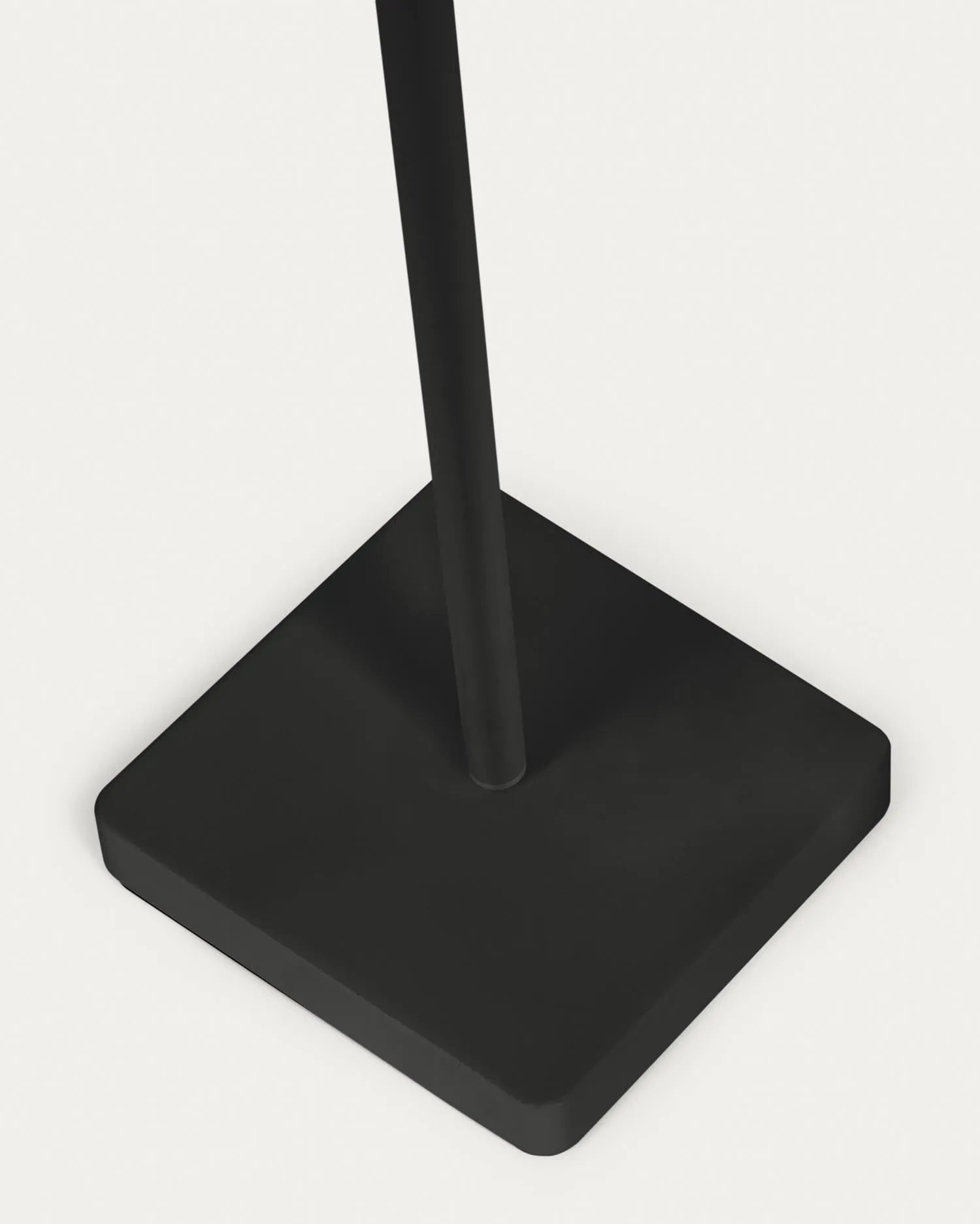Elegante Solar-Stehlampe aus Stahl, 120 cm hoch, wetterfest, tragbar, ideal für Garten und Terrasse.