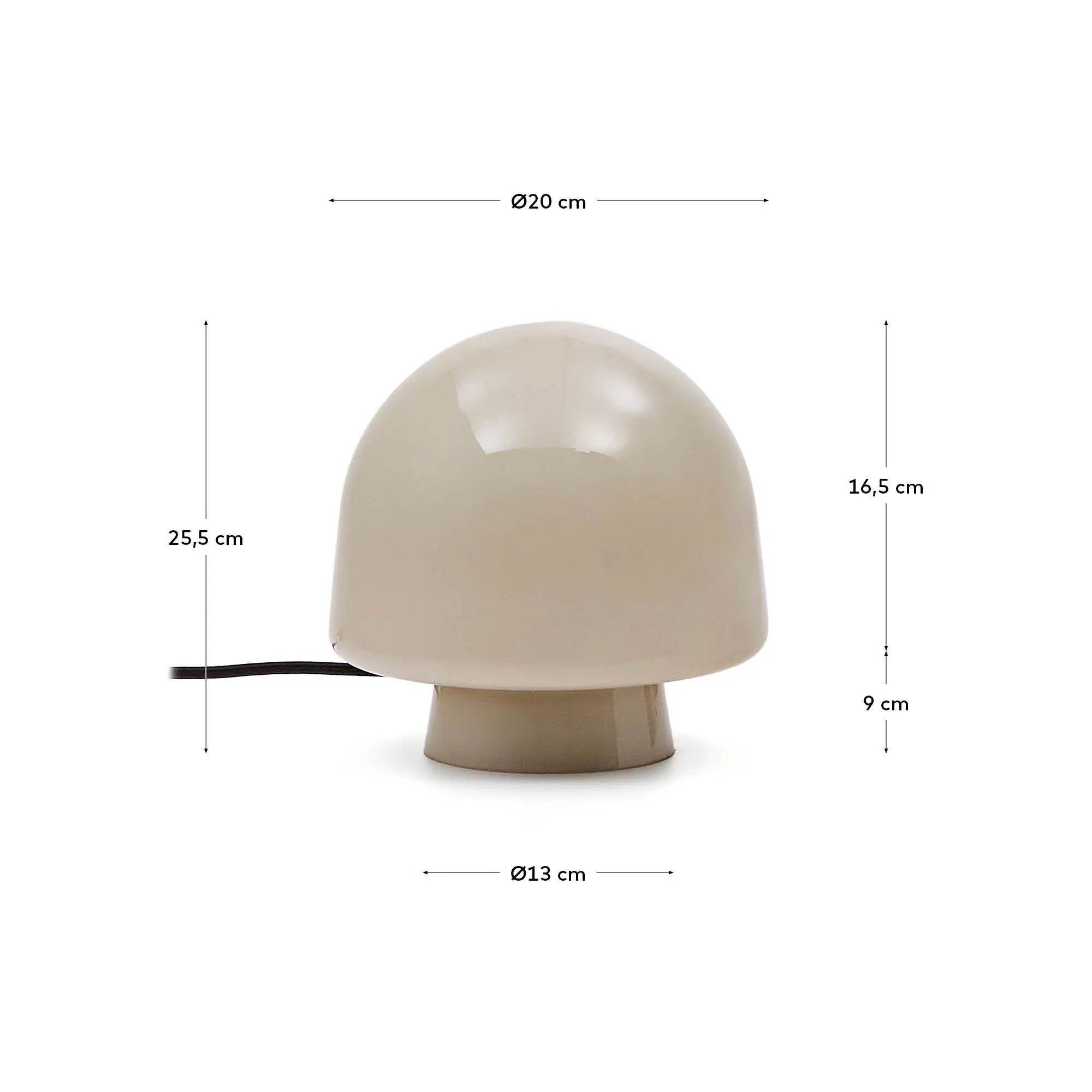 Die Tischleuchte Reig aus grauem Glas vereint Retro-Charme mit modernem Design und schafft ein warmes, diffuses Licht.