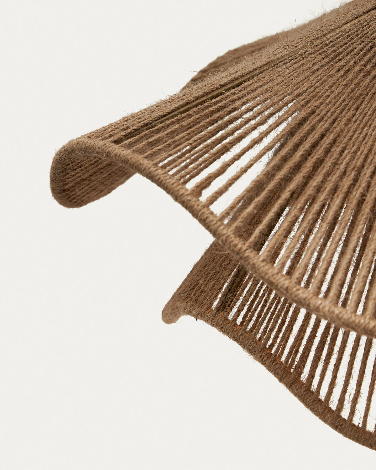 Pontos Lampenschirm für Pendelleuchte aus Jute mit natürlichem Finish Ø 50 cm in Natur präsentiert im Onlineshop von KAQTU Design AG. Lampenschirm ist von Kave Home