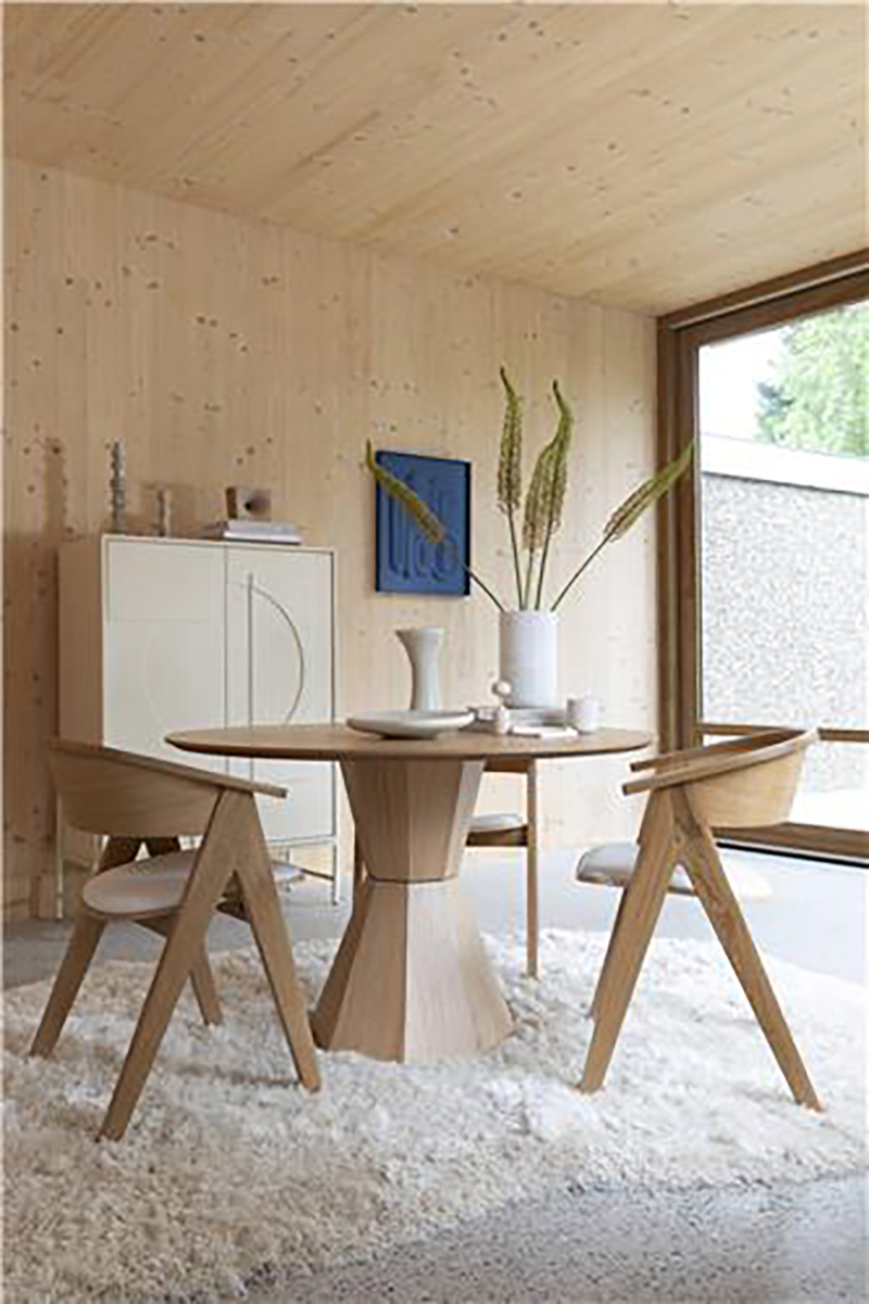 Tisch Lotus in  präsentiert im Onlineshop von KAQTU Design AG. Esstisch ist von Zuiver