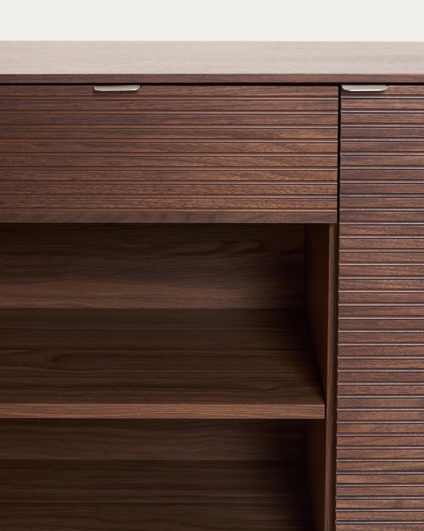 Highboard Norlen mit 4 Türen und 2 Schubläden in Nussbaumfurnier FSC Mix Credit 194,5 x 78 cm in Dunkelbraun präsentiert im Onlineshop von KAQTU Design AG. Sideboard ist von Kave Home