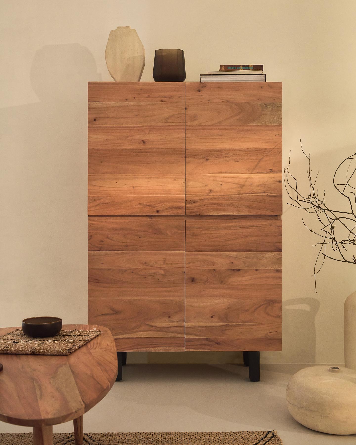 4-door highboard uxue made of solid acacia wood with bleached finish and black StA