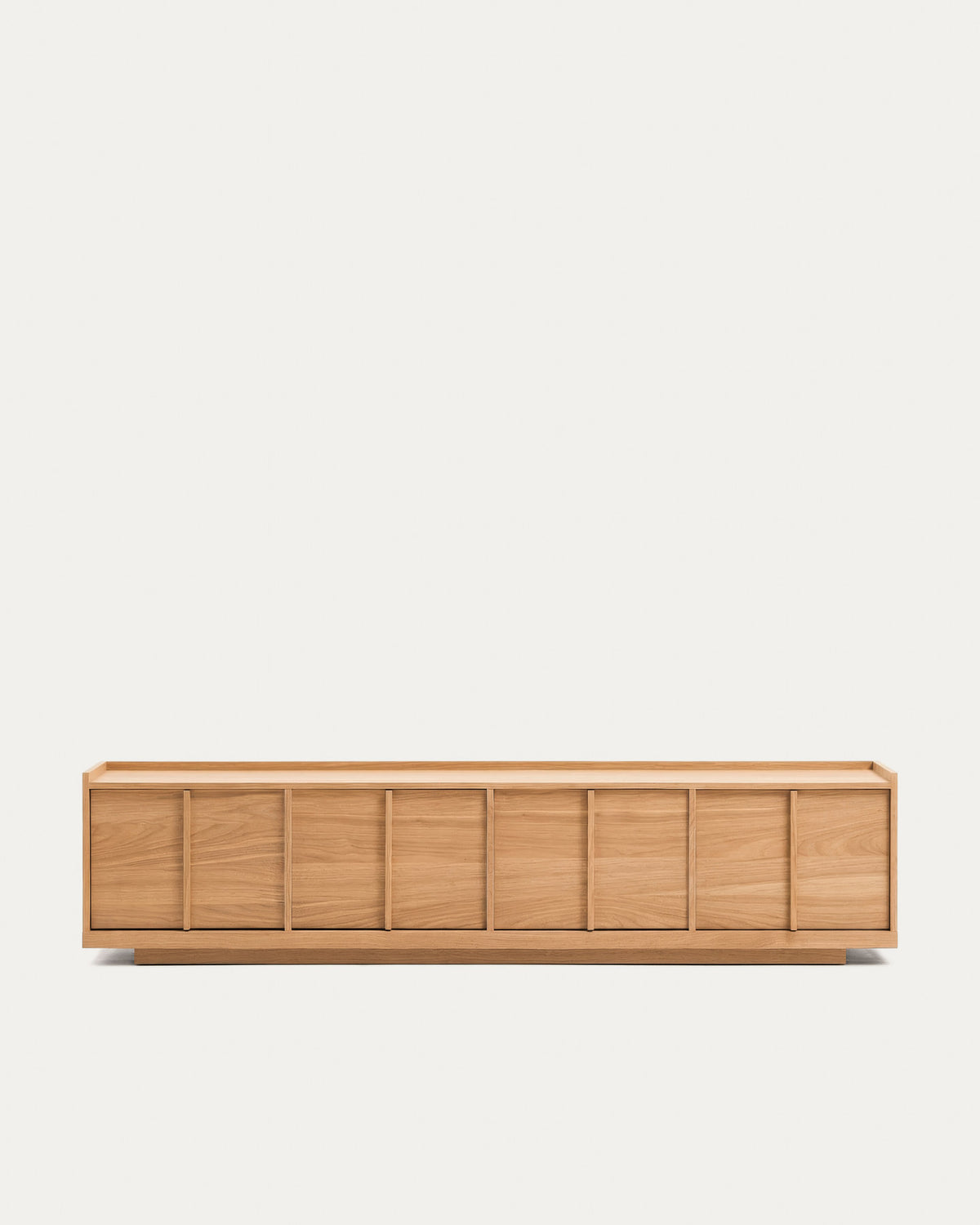 TV-Möbel Onix aus Eichenfurnier mit Naturton-Finish 200 x 45 cm FSC Mix Credit in Natur präsentiert im Onlineshop von KAQTU Design AG. TV-Möbel ist von Kave Home