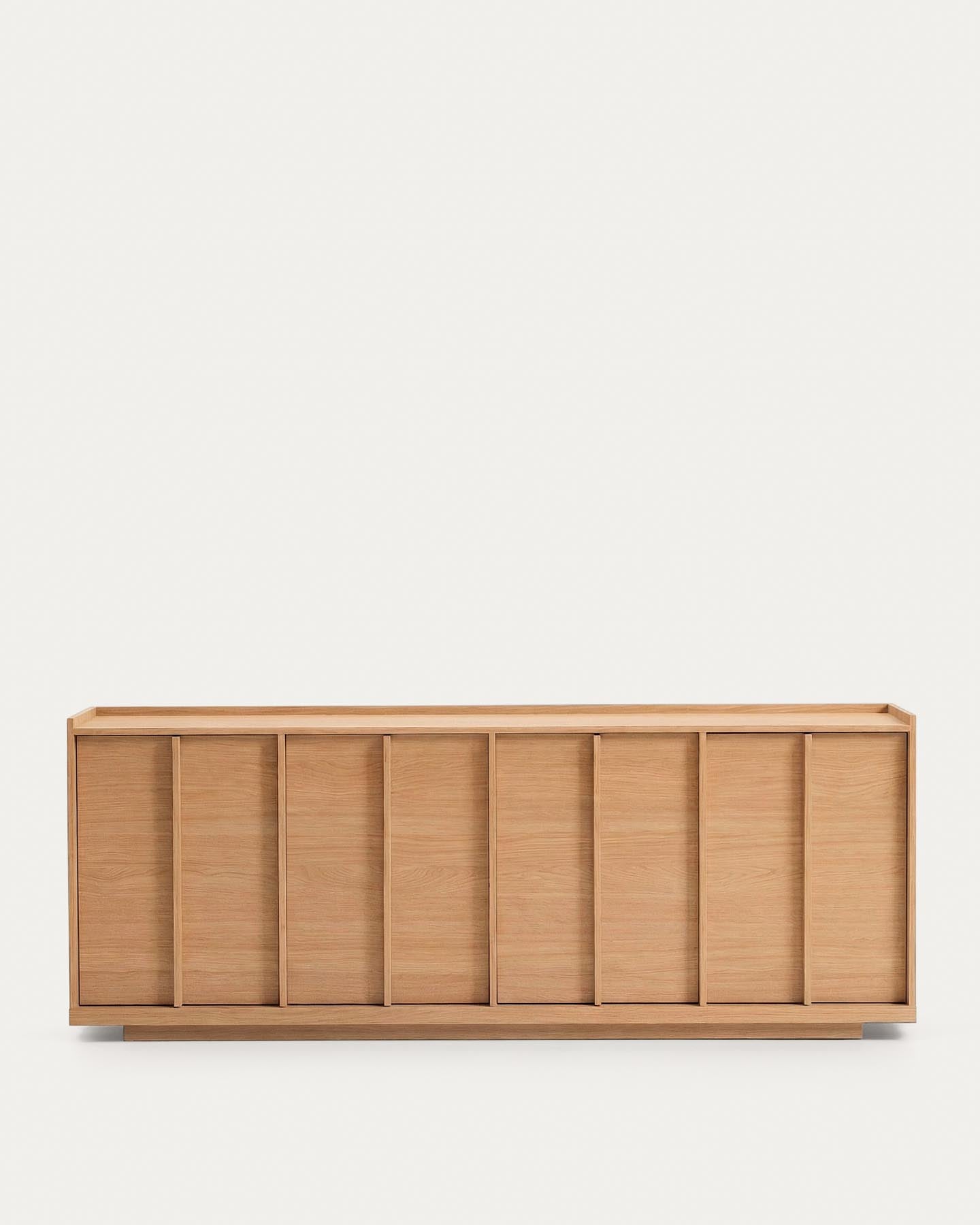 Sideboard Onix aus Eichenfurnier mit Naturton-Finish 200 x 80 cm FSC Mix Credit in Natur präsentiert im Onlineshop von KAQTU Design AG. Sideboard ist von Kave Home