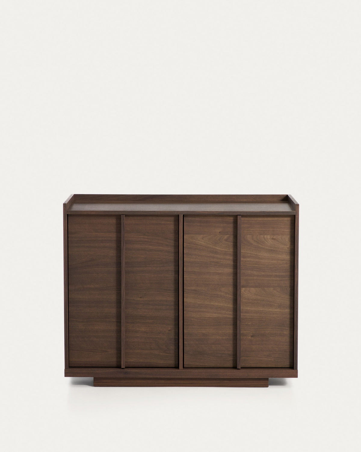 Sideboard Onix aus Walnussfurnier mit dunklem Finish 100 x 80 cm FSC Mix Credit in Dunkelbraun präsentiert im Onlineshop von KAQTU Design AG. Sideboard ist von Kave Home