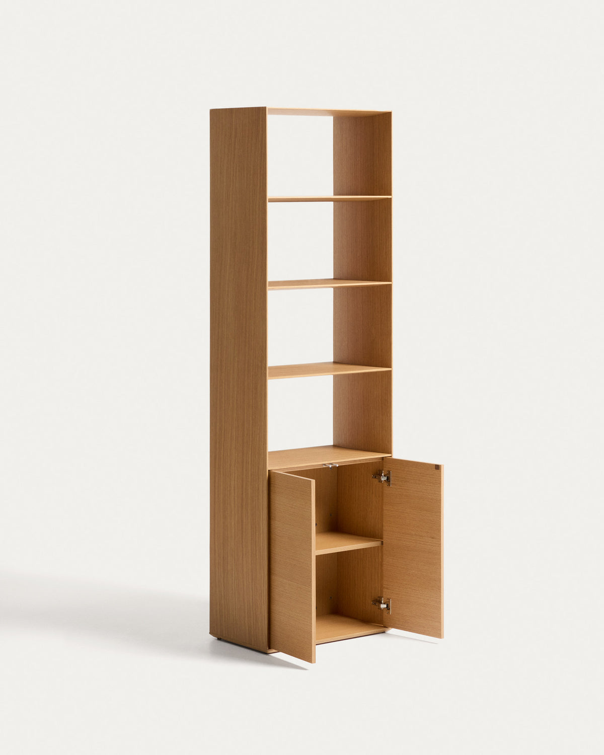 Bücherregal Visala von Kave Home in Hellbraun mit Eichenfurnier, hochformatig