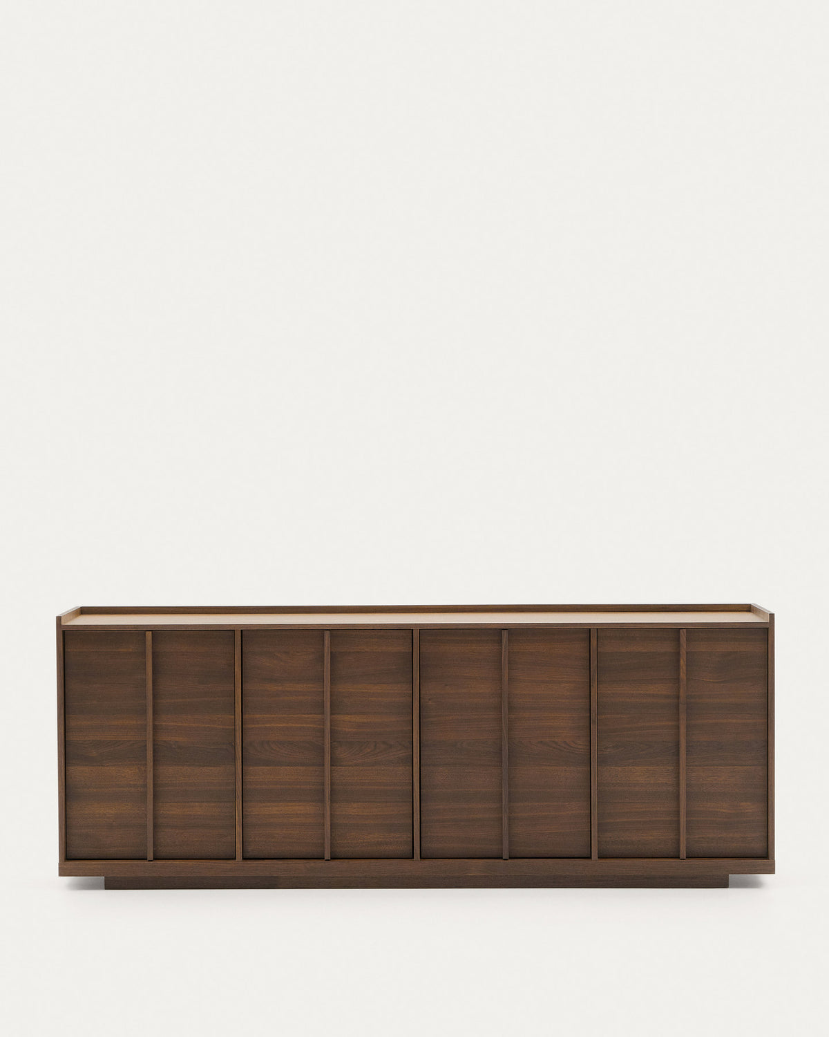 Sideboard Onix aus Walnussfurnier mit dunklem Finish 200 x 80 cm FSC Mix Credit in Dunkelbraun präsentiert im Onlineshop von KAQTU Design AG. Sideboard ist von Kave Home