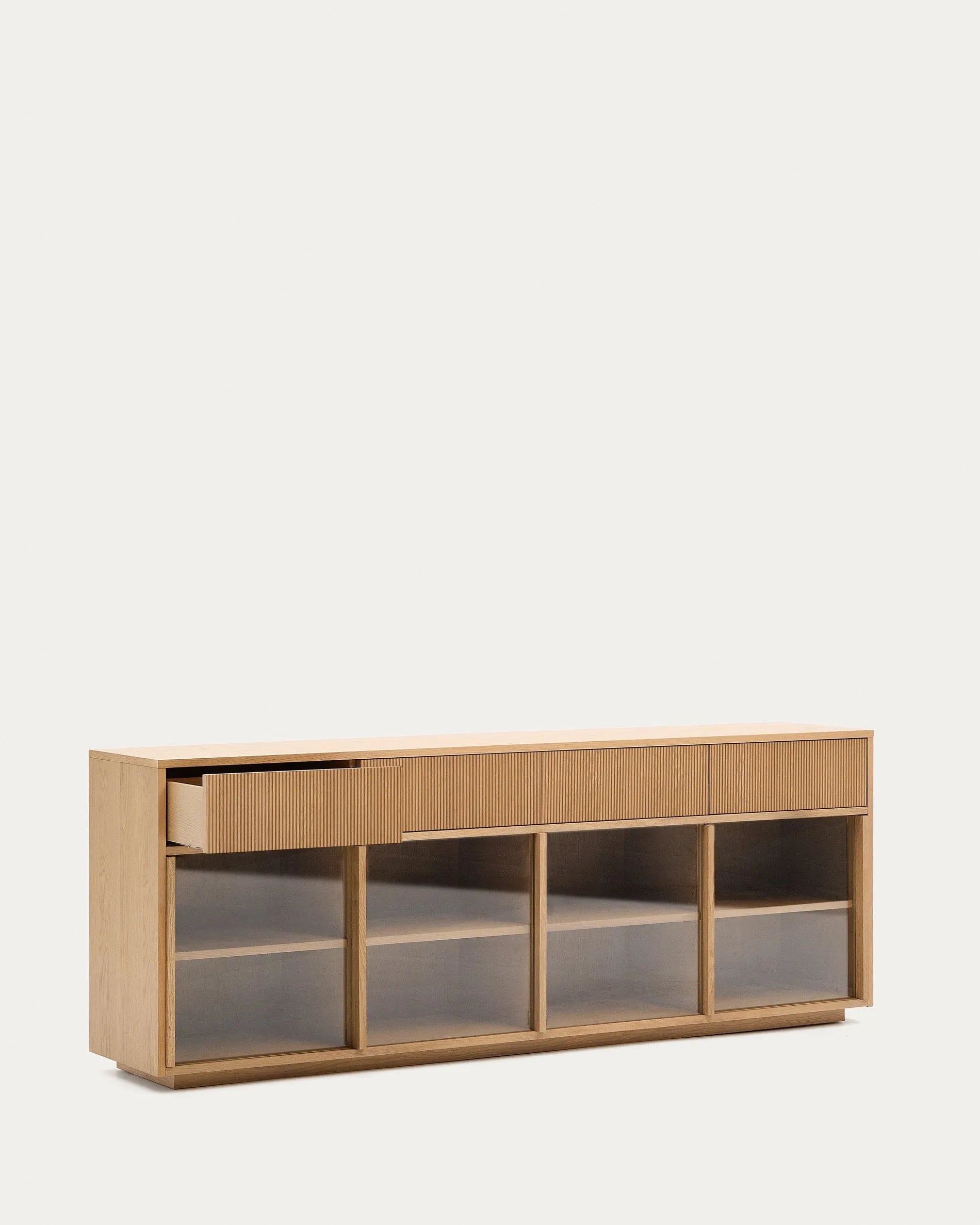 Elegantes Sideboard aus Eichenfurnier und Glas, 200x75 cm, mit 4 Türen und Schubladen, FSC-zertifiziert.