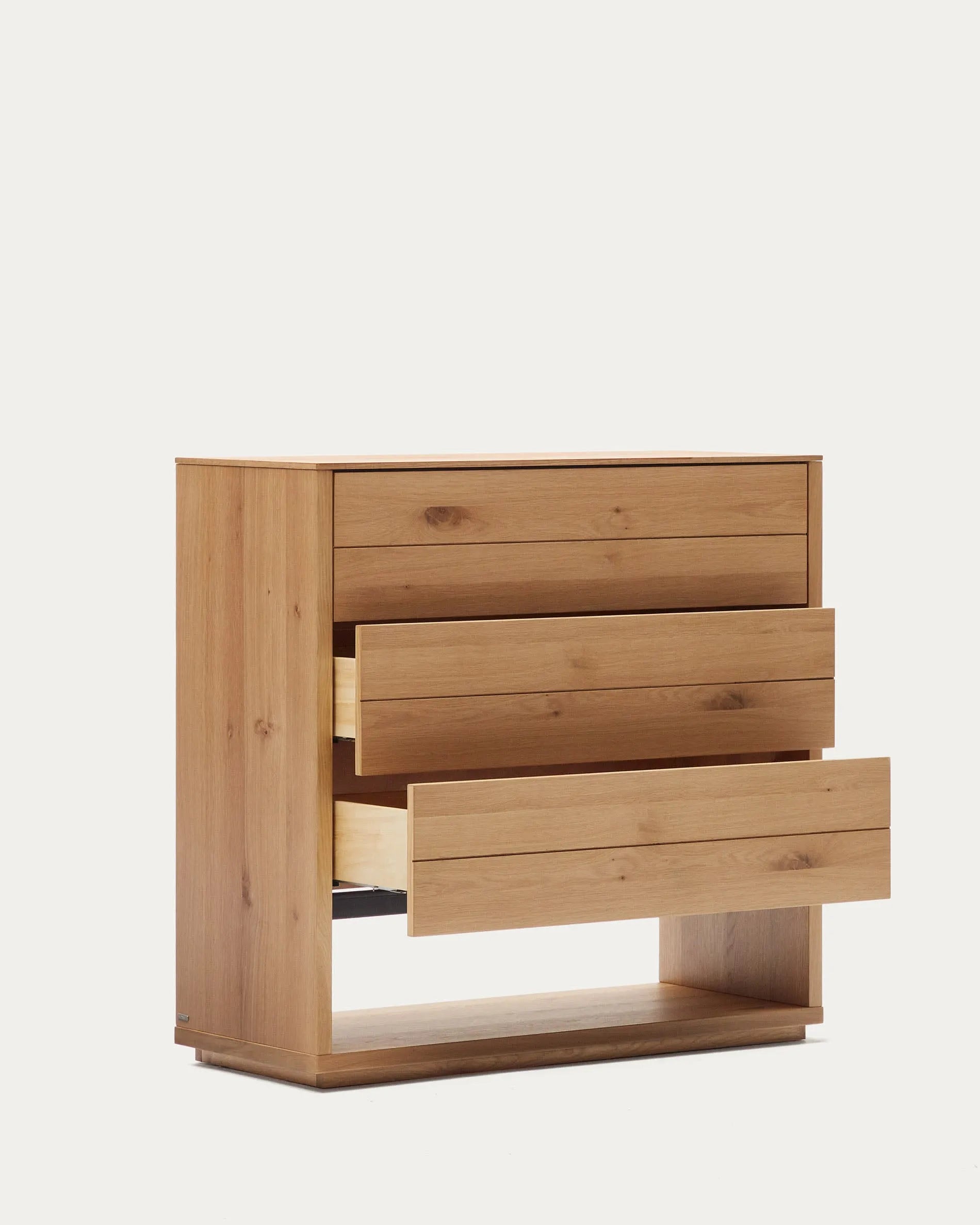 Elegante Alguema Kommode mit 3 Schubladen, Eichenfurnier, 100x97 cm, bietet stilvollen Stauraum und zeitloses Design.