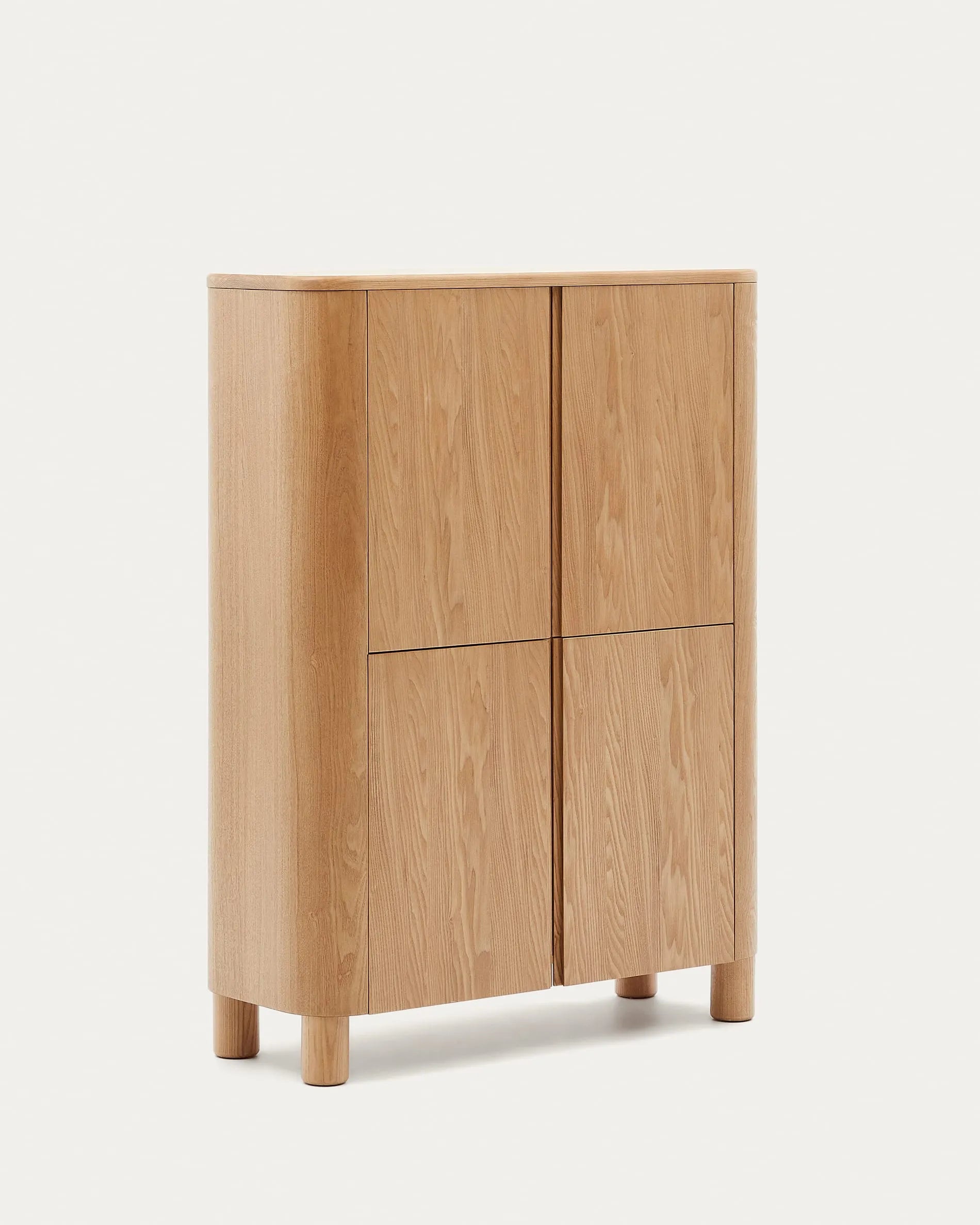 Elegantes Highboard aus Eschenfurnier, 100x134 cm, vereint Stil und Funktionalität für moderne Wohnräume.