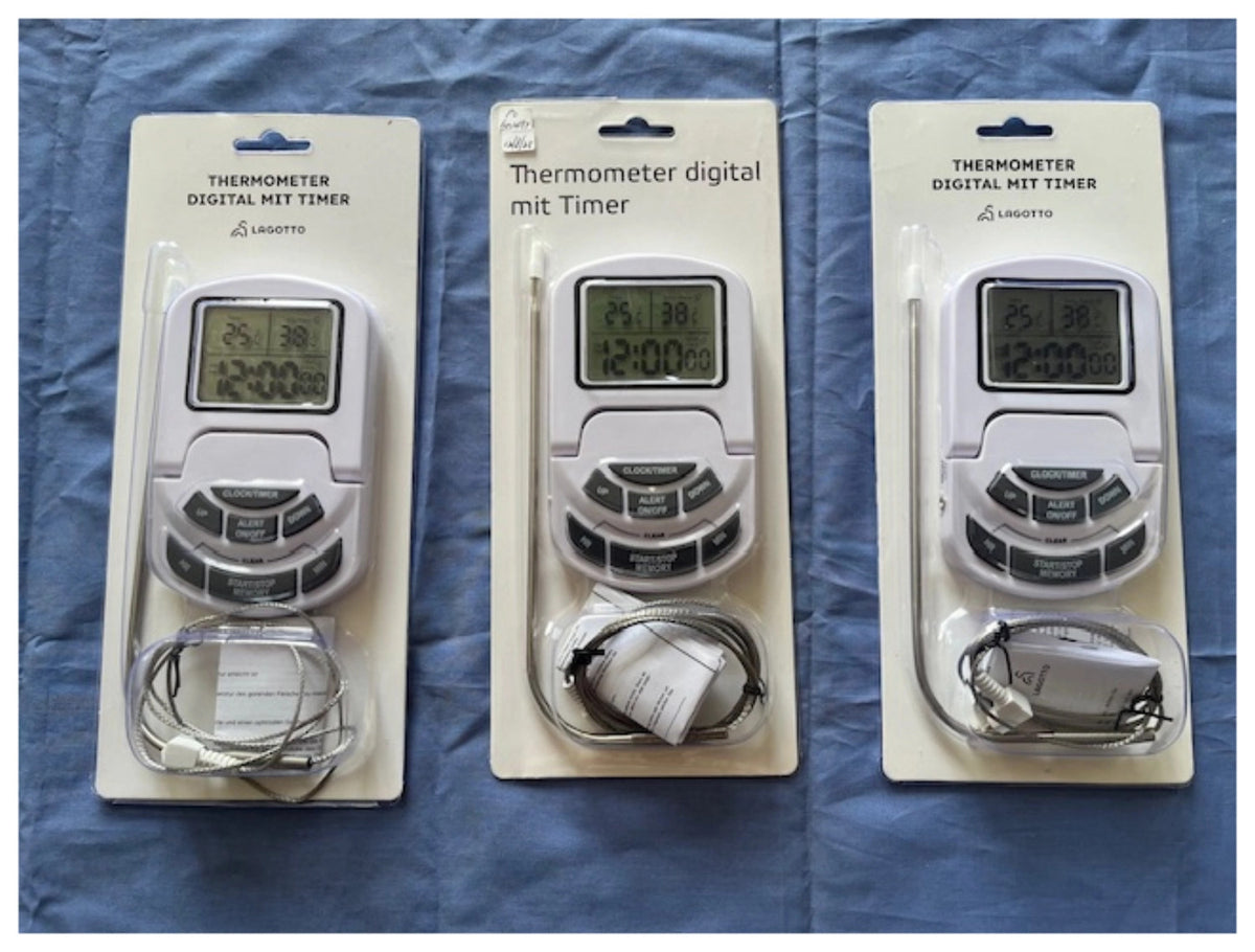 Thermometer digital mit Timer und Sonde in Weiss präsentiert im Onlineshop von KAQTU Design AG. Küchenhelfer ist von Lagotto