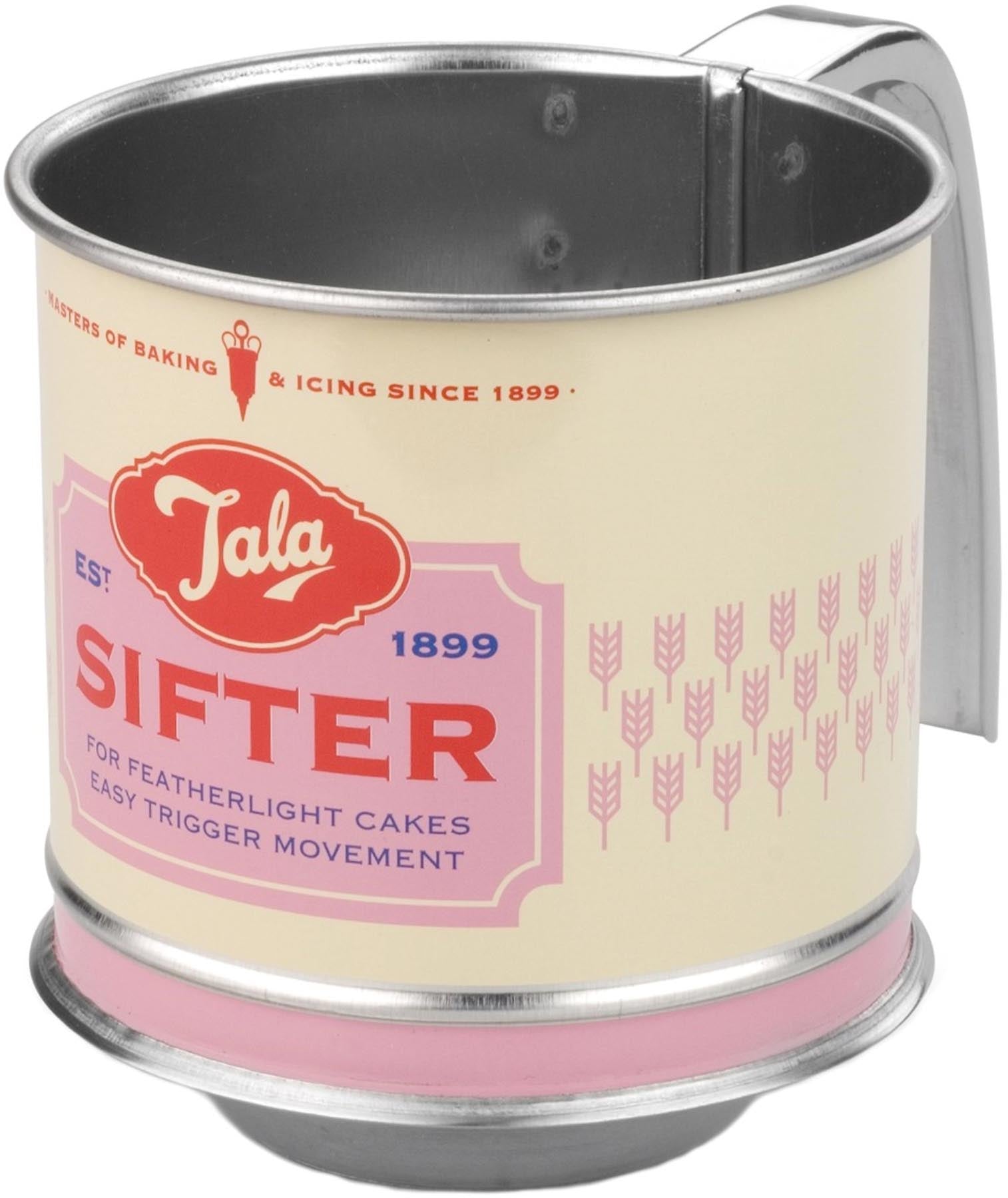 Mehlsieber mini pink in Pink präsentiert im Onlineshop von KAQTU Design AG. Küchenhelfer ist von Tala