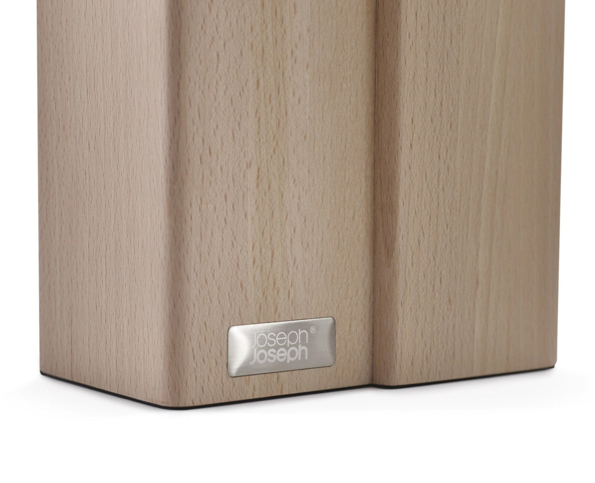 Elevate Fusion 5er-Block Messer & Schere in Beige präsentiert im Onlineshop von KAQTU Design AG. Messerblock ist von Joseph Joseph