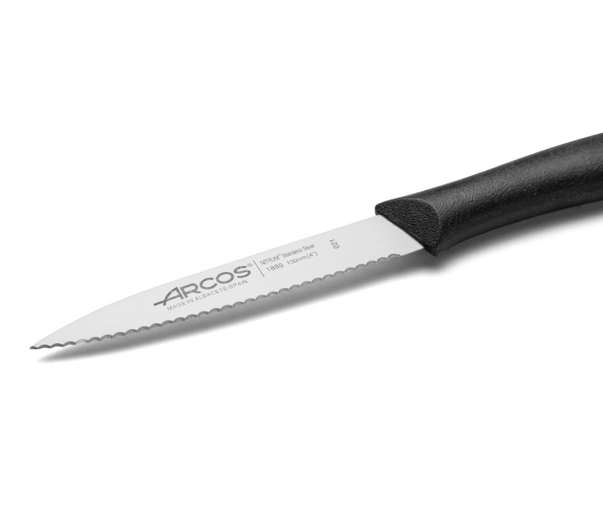 Nova Rüstmesser mit Wellenschliff Klinge 10cm Griff schwarz in Schwarz präsentiert im Onlineshop von KAQTU Design AG. Küchenmesser ist von Arcos