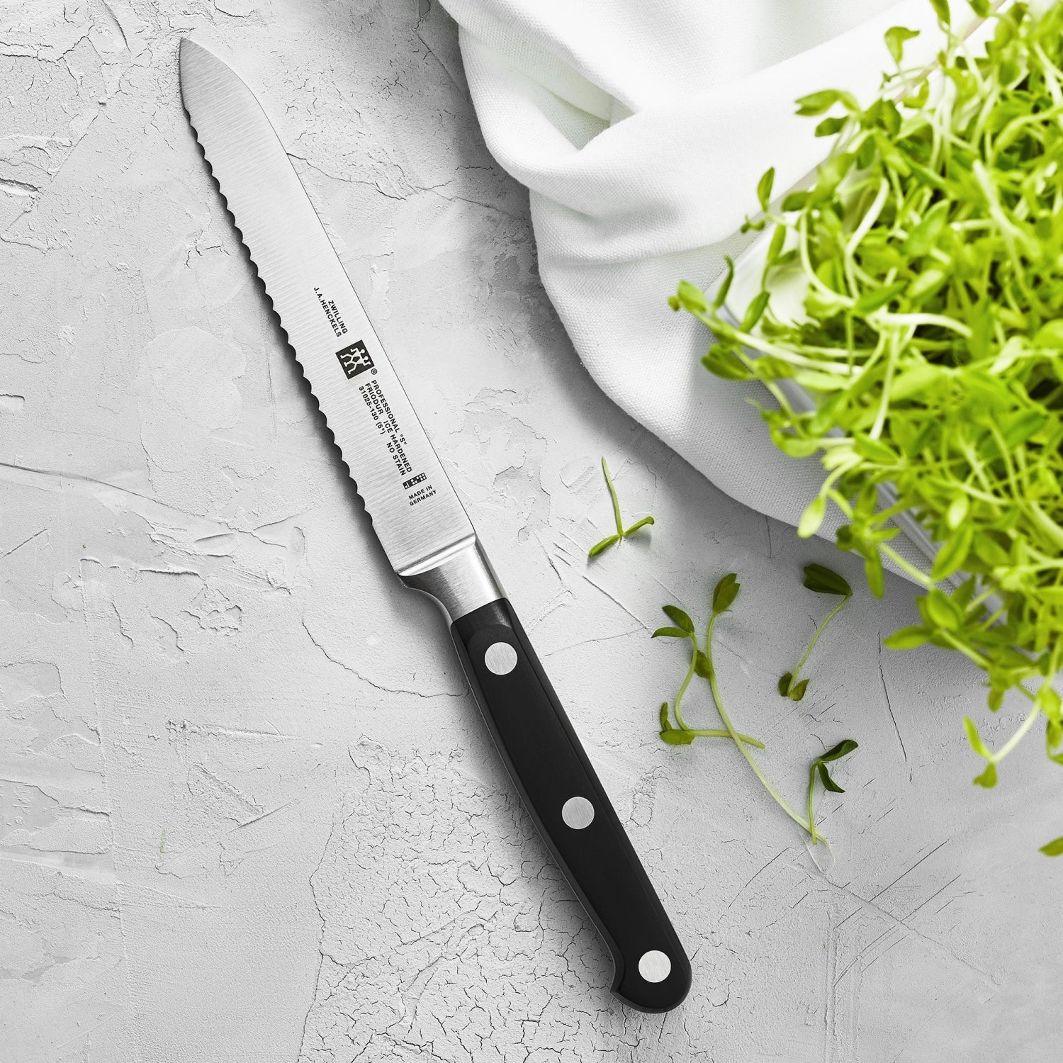 Professional "S" universal knife 130 mm