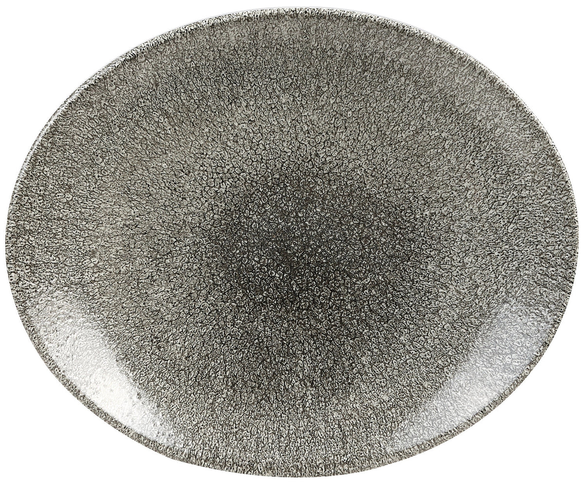 S.P. Raku Quartz Black Teller oval 27x22.9cm in Schwarz präsentiert im Onlineshop von KAQTU Design AG. Teller ist von Churchill