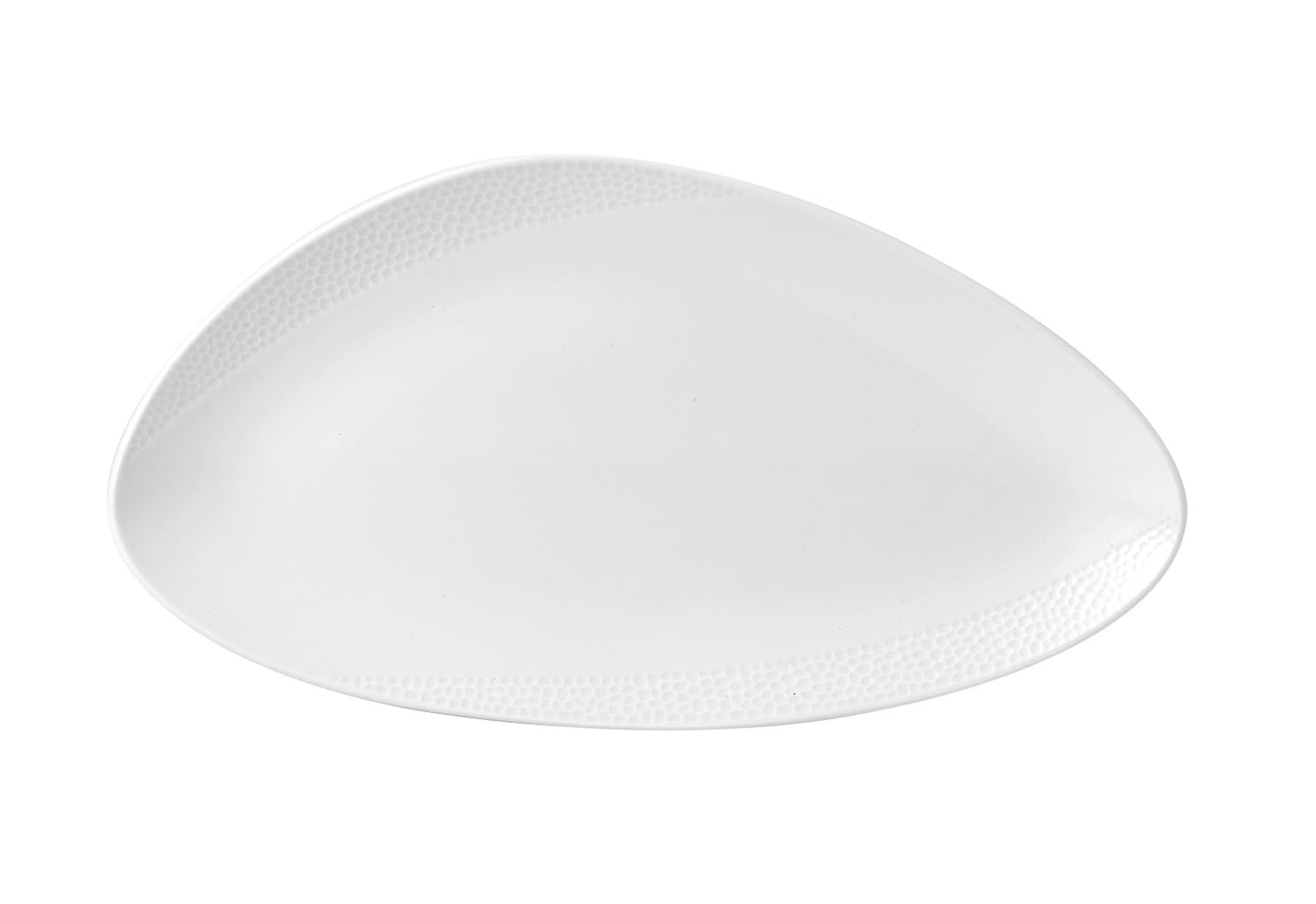 Isla White Triangel Teller flach 35.5x18.8cm in Weiss präsentiert im Onlineshop von KAQTU Design AG. Teller ist von Churchill