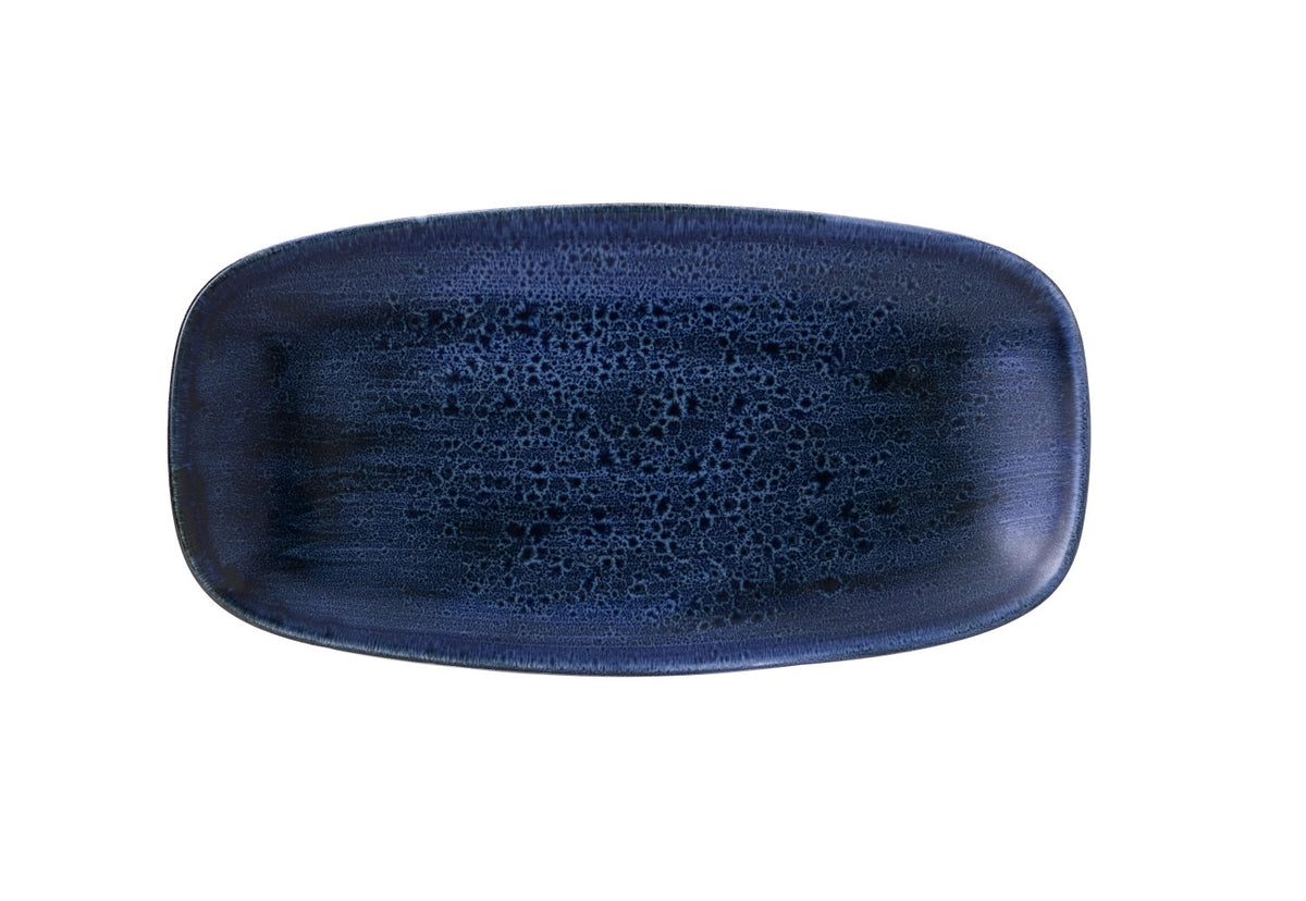Stonecast Plume Ultramarine Platte rechteckig 29.8x15.3cm in Blau präsentiert im Onlineshop von KAQTU Design AG. Platte ist von Churchill