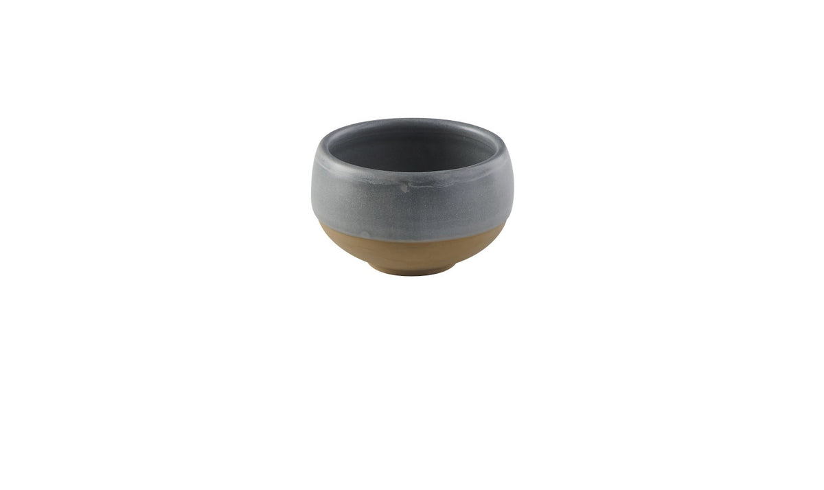 Emerge Seattle Grey Schaüssel 25.5cl 9cm H5.7cm in Silber präsentiert im Onlineshop von KAQTU Design AG. Küchenhelfer ist von Churchill