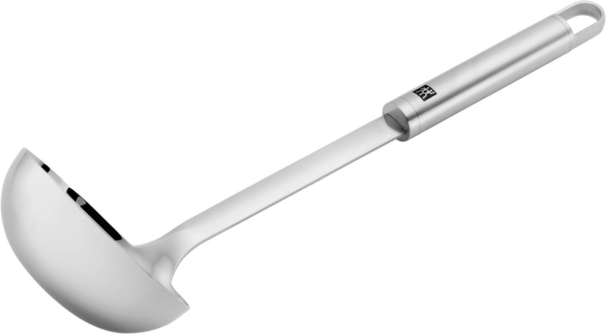 Pro Suppenlöffel in Silber präsentiert im Onlineshop von KAQTU Design AG. Suppenlöffel ist von Zwilling
