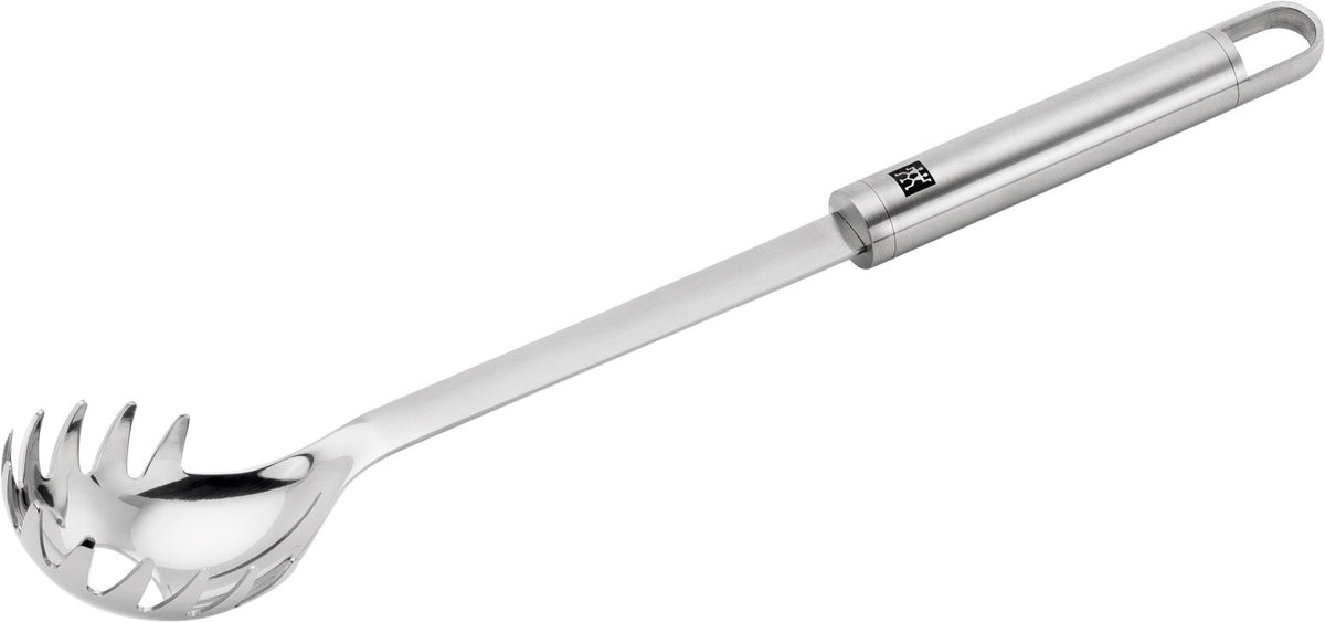 Zwilling Pro Pastalöffel, 33.2cm in Silber präsentiert im Onlineshop von KAQTU Design AG. Kochbesteck ist von Zwilling Kitchen