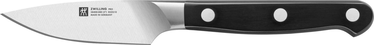 Zwilling Pro Spick- und Garniermesser 80 mm in Schwarz präsentiert im Onlineshop von KAQTU Design AG. Küchenmesser ist von Zwilling Kitchen