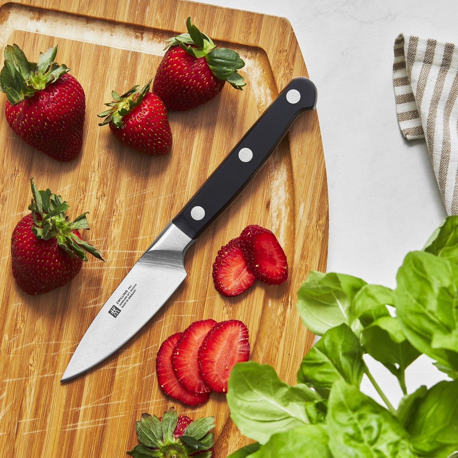 Zwilling Couteau à éplucher et à garnir Pro 80 mm