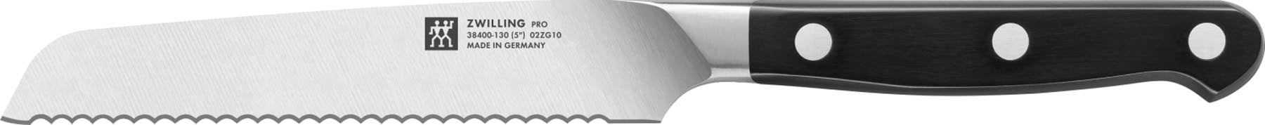 Stilvoller 6-teiliges Messerblock-Set aus hochwertigem Naturholz von Zwilling, perfekt für präzise Schneidarbeiten in der Küche.