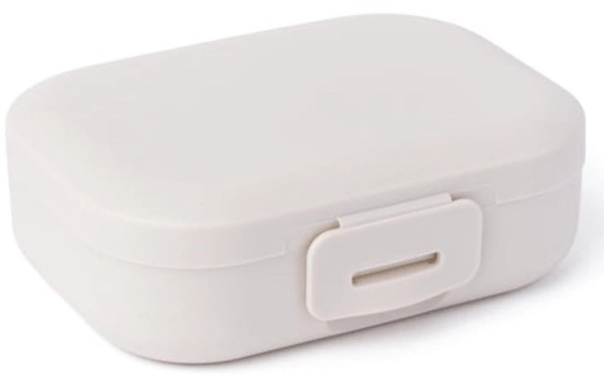 AMUSE BASIC Snackbox klein 109x80x37 SAND in Beige präsentiert im Onlineshop von KAQTU Design AG. Snackbox ist von Amuse