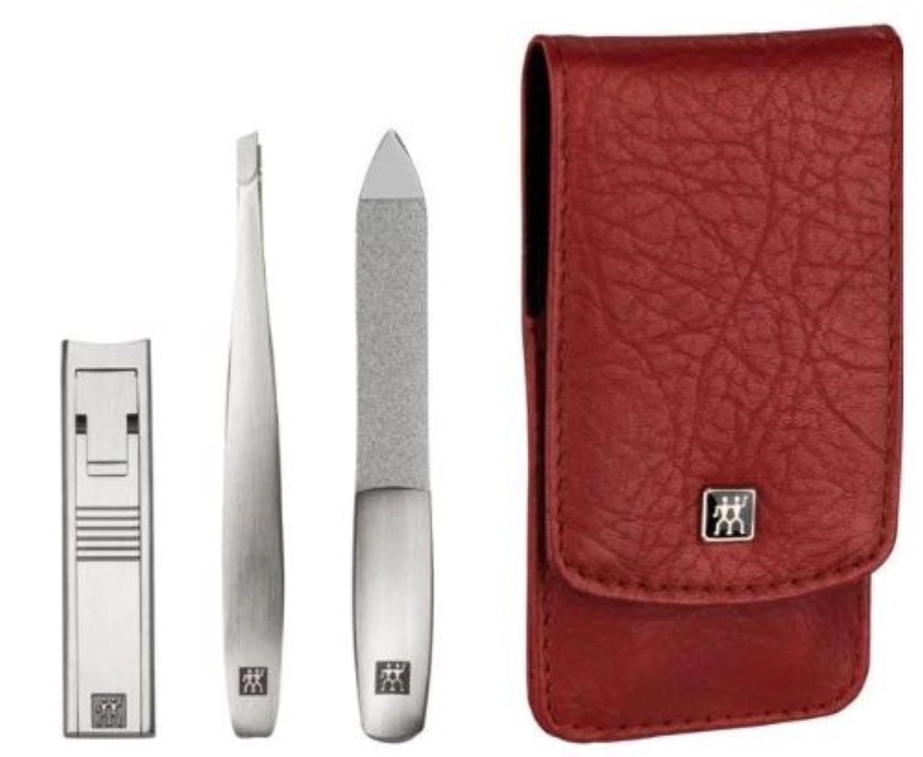 3tlg. Taschen-Etui, rot in Rot präsentiert im Onlineshop von KAQTU Design AG. Pflege ist von Zwilling Beauty