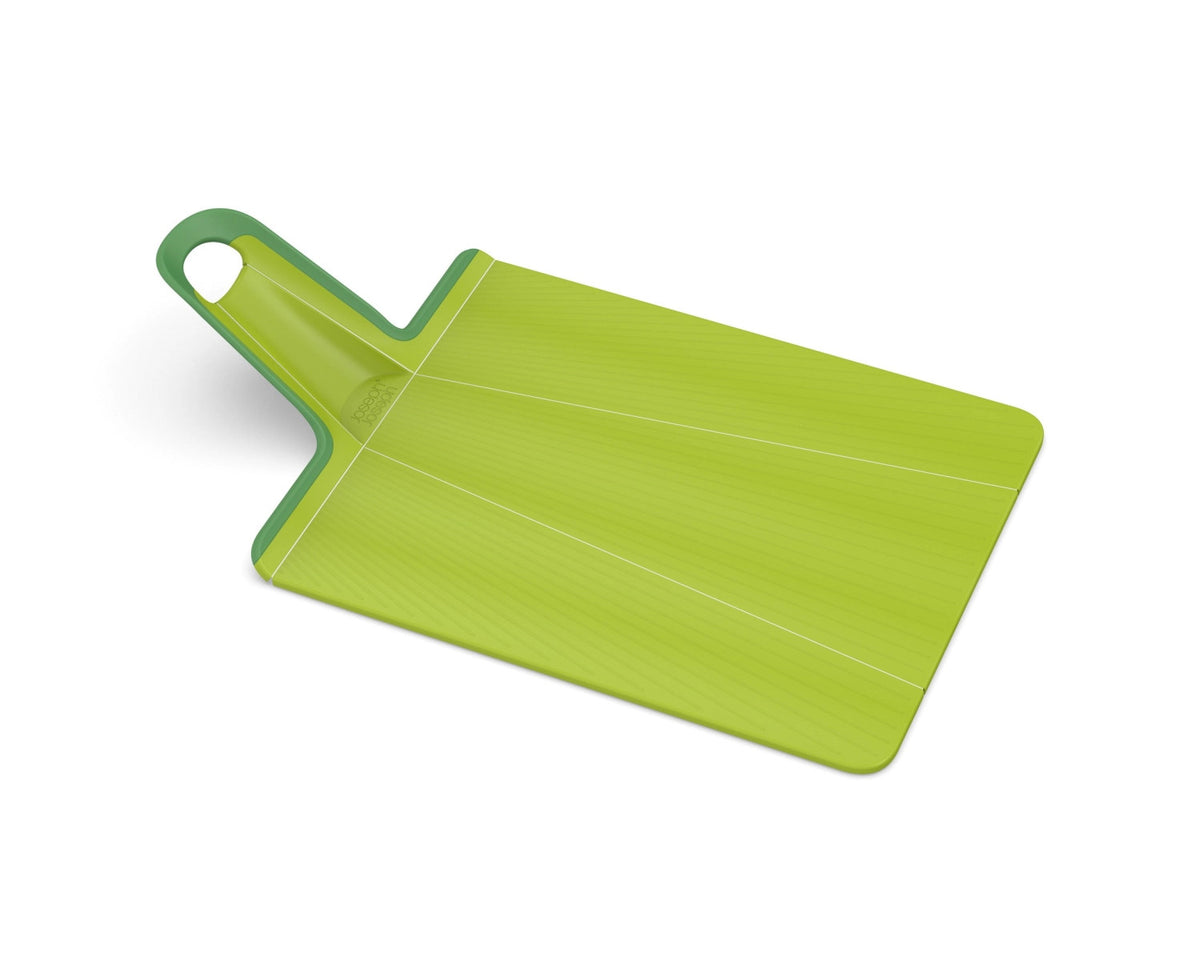 Chop2Pot Plus faltbares Schneidebrett Grün, 37.5x21.2cm in Grün präsentiert im Onlineshop von KAQTU Design AG. Schneidbrett ist von Joseph Joseph