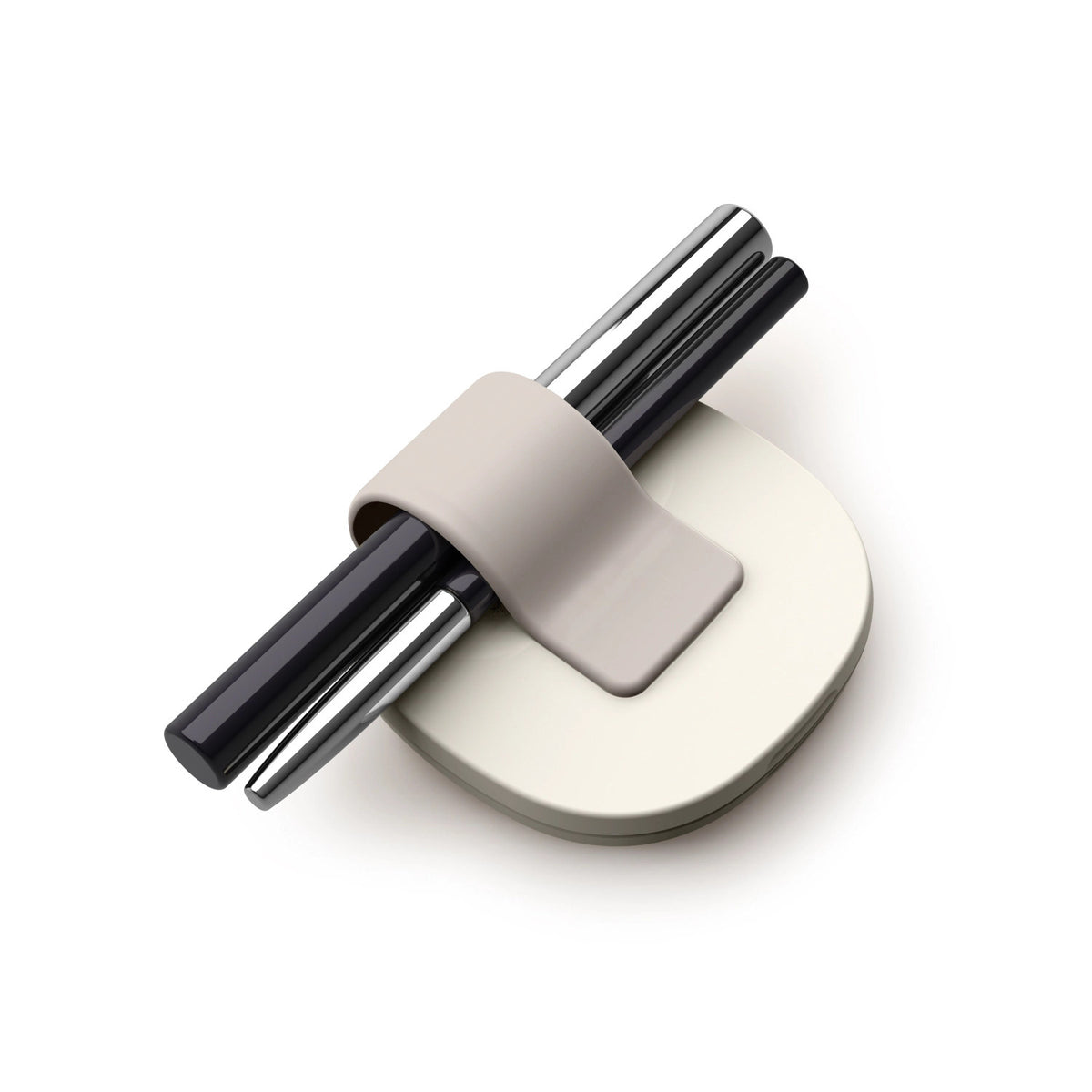 Viva kompakter Vergrösserungsspiegel in Beige präsentiert im Onlineshop von KAQTU Design AG. Pflege ist von Joseph Joseph