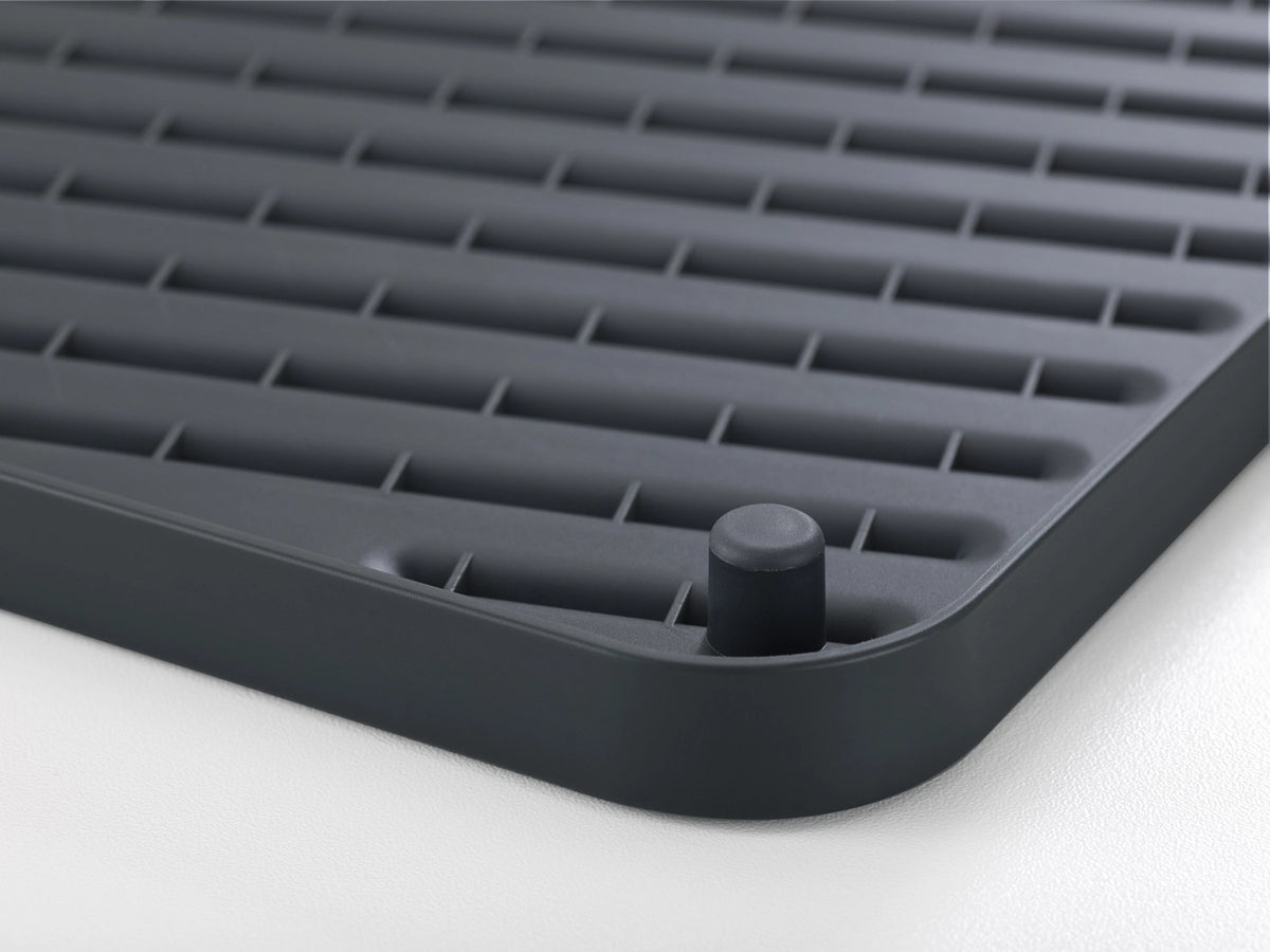 Flip-up Abtropfmatte, grau, 40x32x2.4cm in Grau präsentiert im Onlineshop von KAQTU Design AG. Abwasch ist von Joseph Joseph