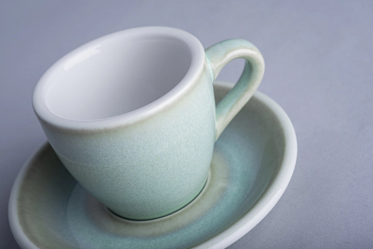 Egg Untertassen für Espresso bis Café Latte in Basilikum präsentiert im Onlineshop von KAQTU Design AG. Untertassen ist von Loveramics