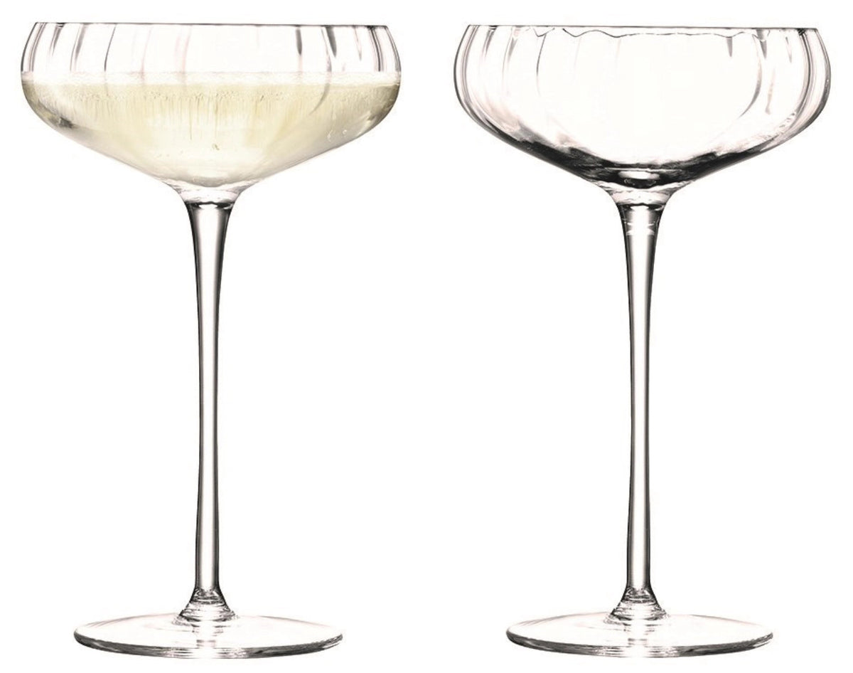 2er Set Aurelia Sektschalen 300ml in Transparent präsentiert im Onlineshop von KAQTU Design AG. Wein- & Sektglas ist von LSA