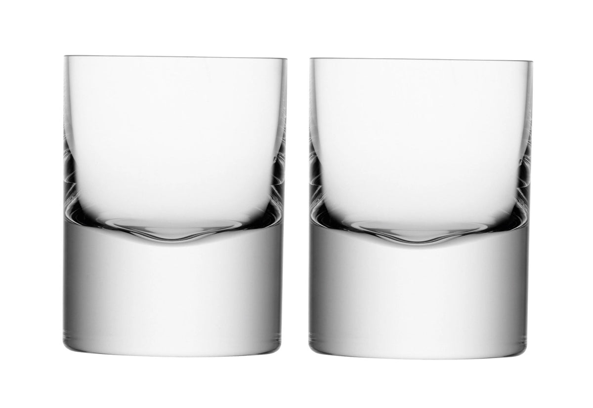 Zwei klare Whiskygläser aus Glas der Serie Boris von LSA, mit feinen Wänden und schwerem Boden, D 8cm x H 10.5cm.