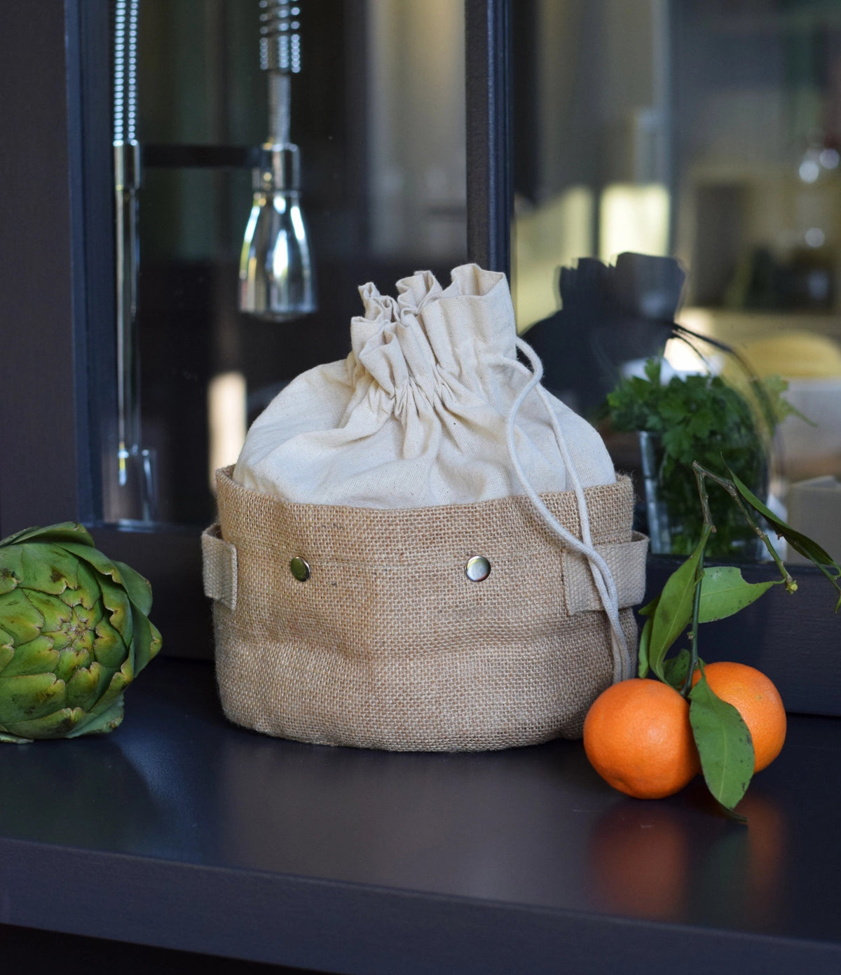 Pebbly Aufbewahrungstasche mit abnehmbarem Sack, natural S in Beige präsentiert im Onlineshop von KAQTU Design AG. Küchenhelfer ist von Pebbly