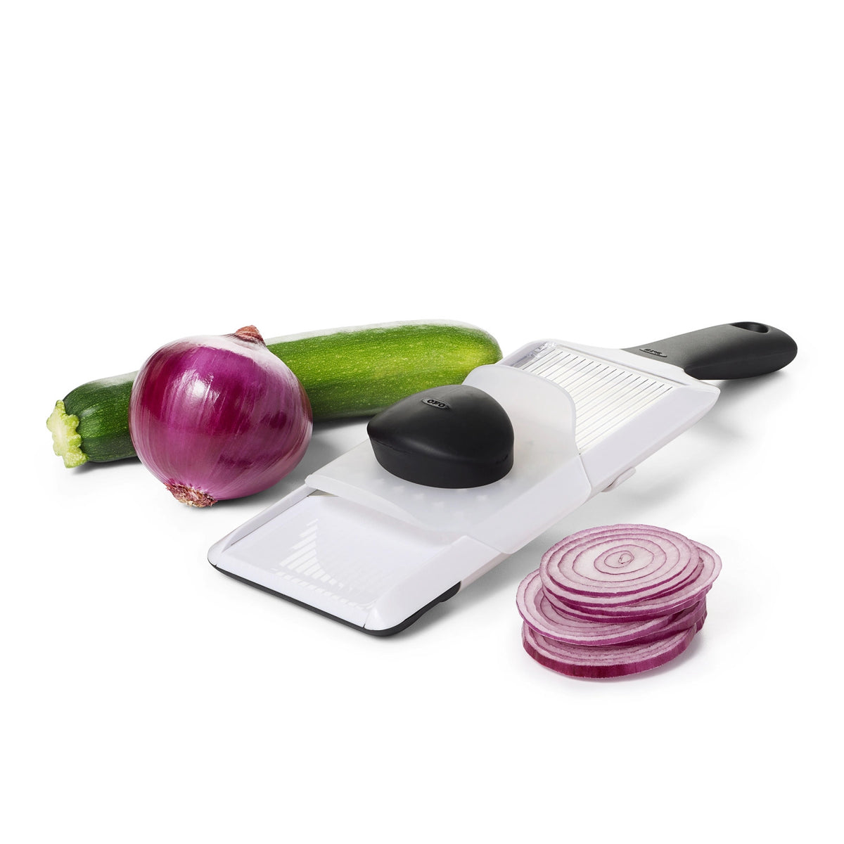 Mandoline 29x9.5 cm in Weiss präsentiert im Onlineshop von KAQTU Design AG. Küchenhelfer ist von OXO