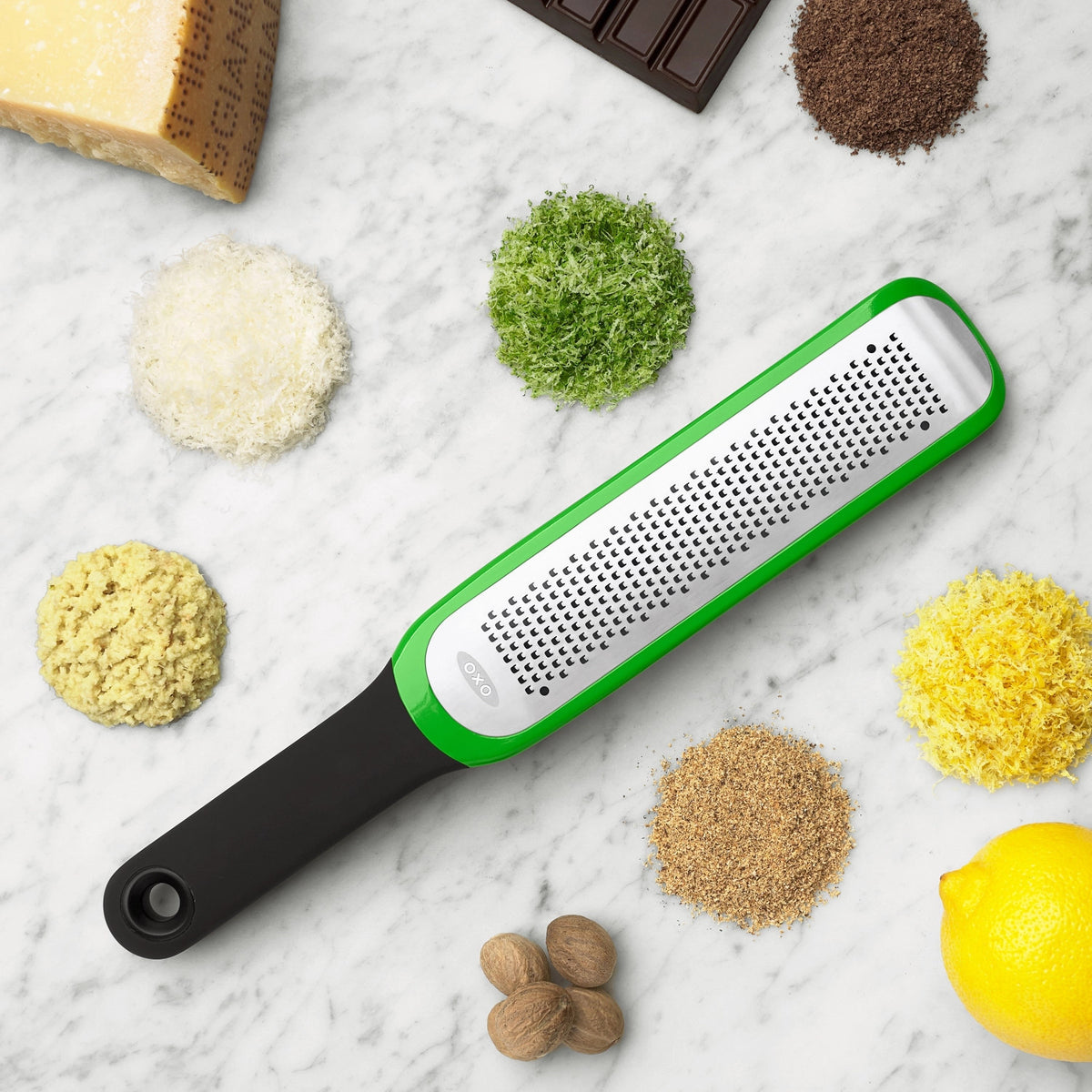 OXO Zestenreißer, geätzt in Grün präsentiert im Onlineshop von KAQTU Design AG. Küchenhelfer ist von OXO