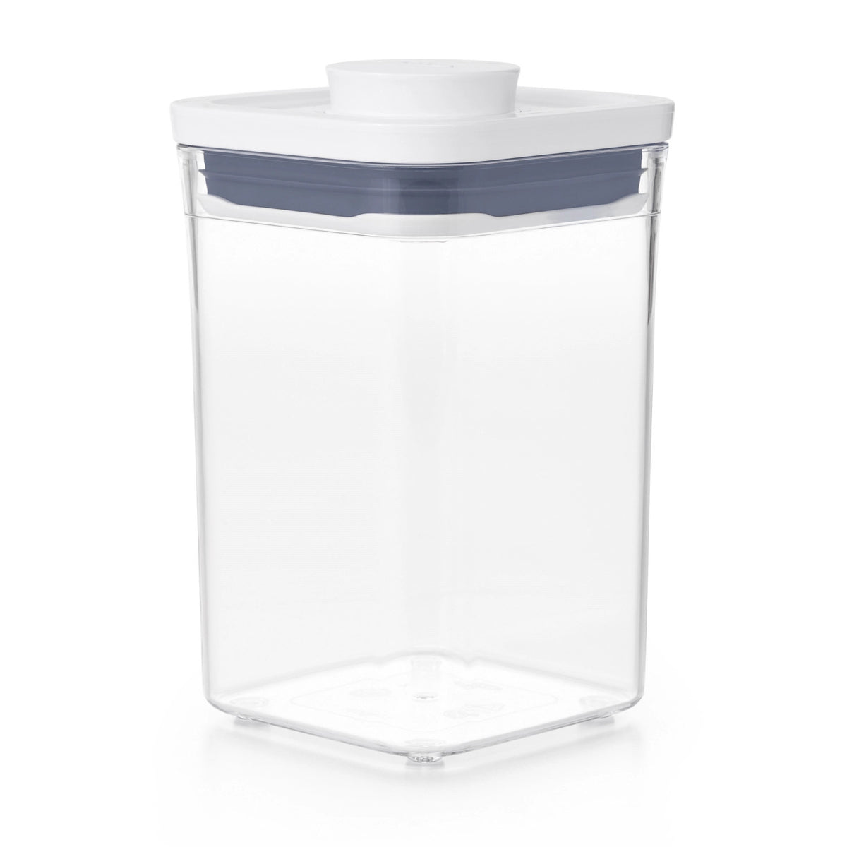 POP 2.0 Behälter klein quadratisch,10.6x10.6x16 cm, 1 l in Transparent präsentiert im Onlineshop von KAQTU Design AG. Aufbewahrungsdose ist von OXO