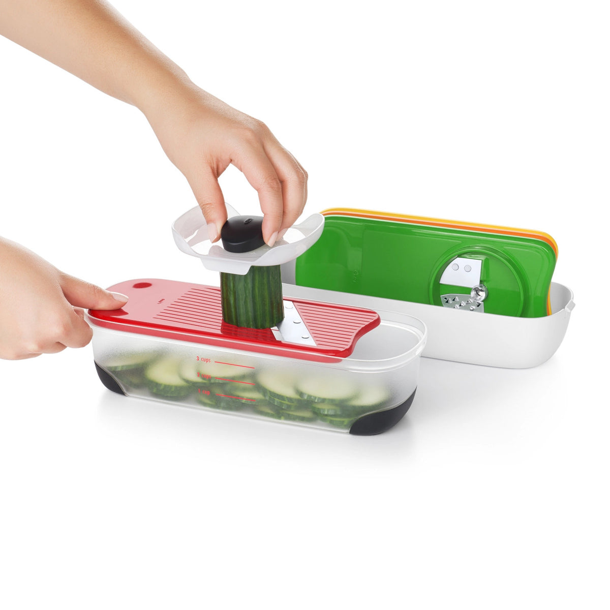 Good Grips Mandoline Set in Weiss präsentiert im Onlineshop von KAQTU Design AG. Küchenhelfer ist von OXO
