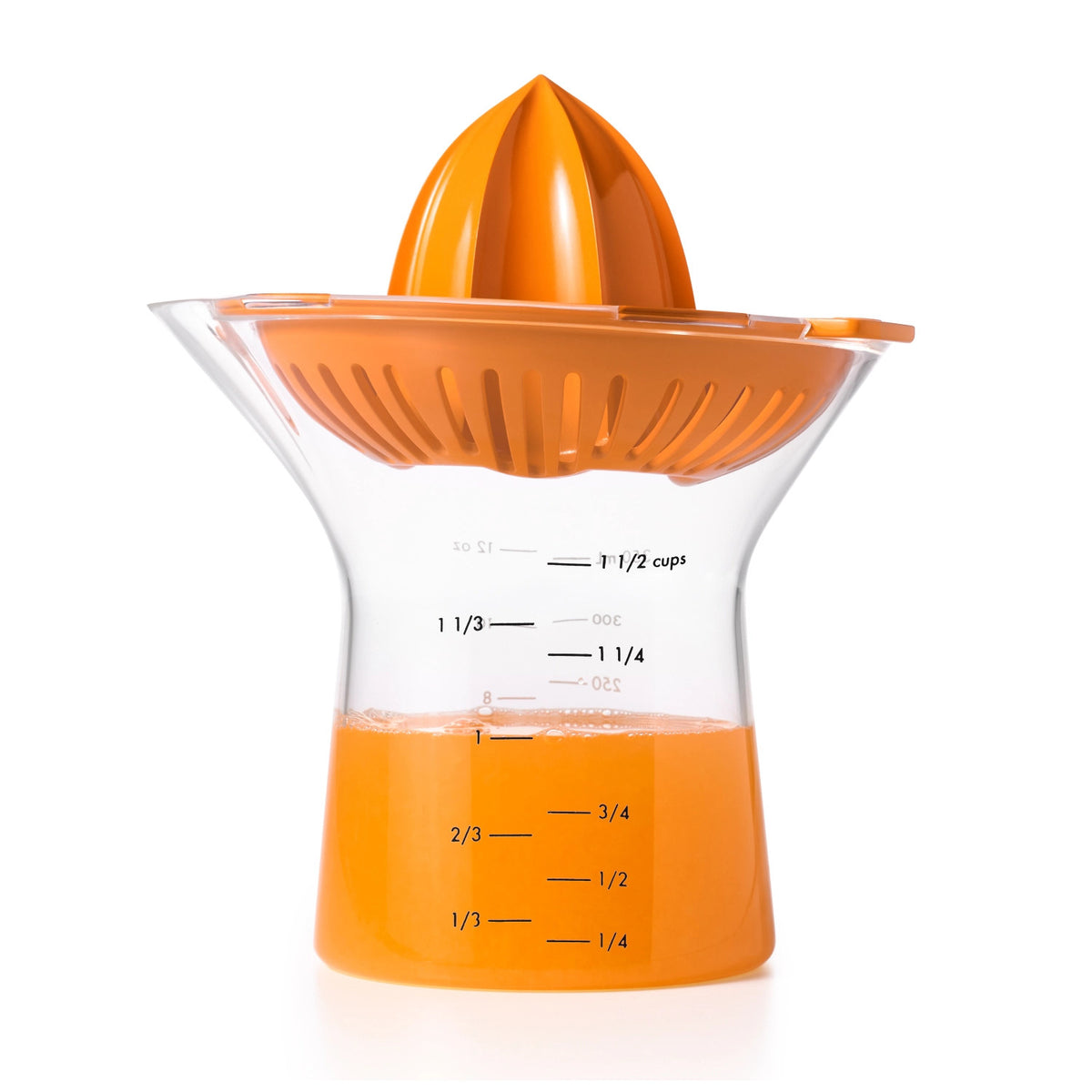 2 in 1 Zitruspresse 350ml in Orange präsentiert im Onlineshop von KAQTU Design AG. Küchenhelfer ist von OXO