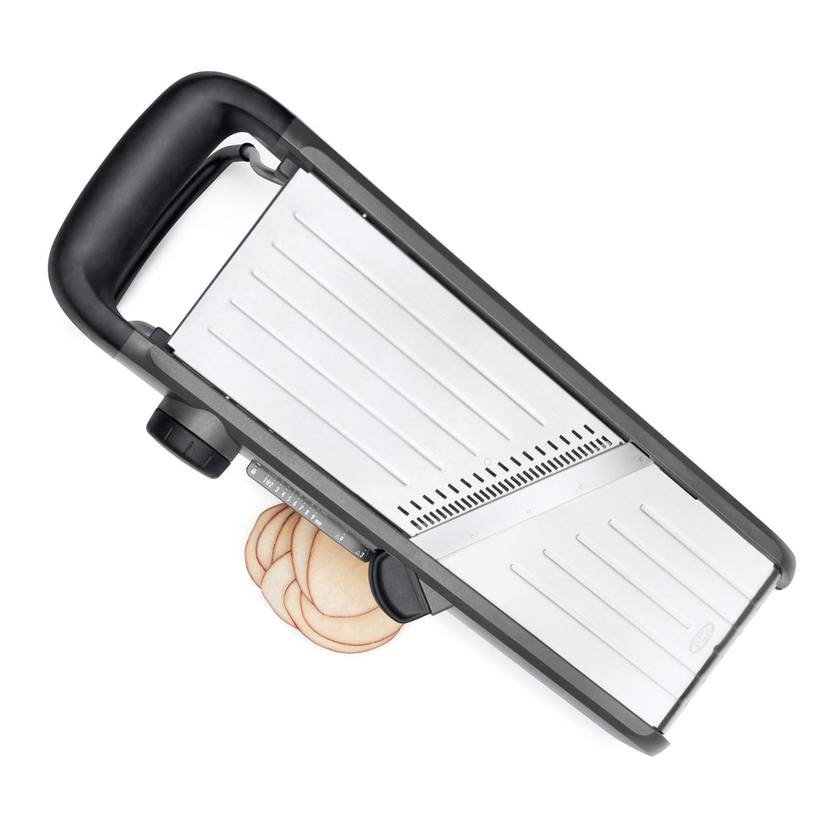 Profi Obst- und Gemüsehobel 2.0 in Schwarz präsentiert im Onlineshop von KAQTU Design AG. Küchenhelfer ist von OXO