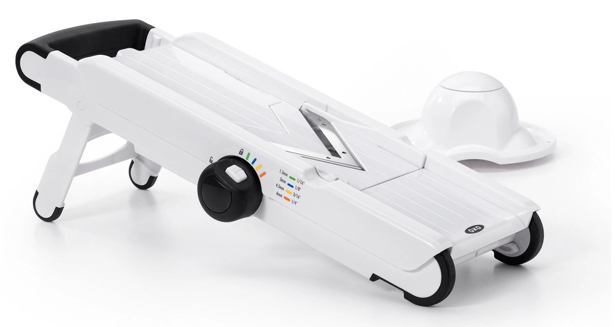 V-Blade Mandoline in Weiss präsentiert im Onlineshop von KAQTU Design AG. Küchenhelfer ist von OXO