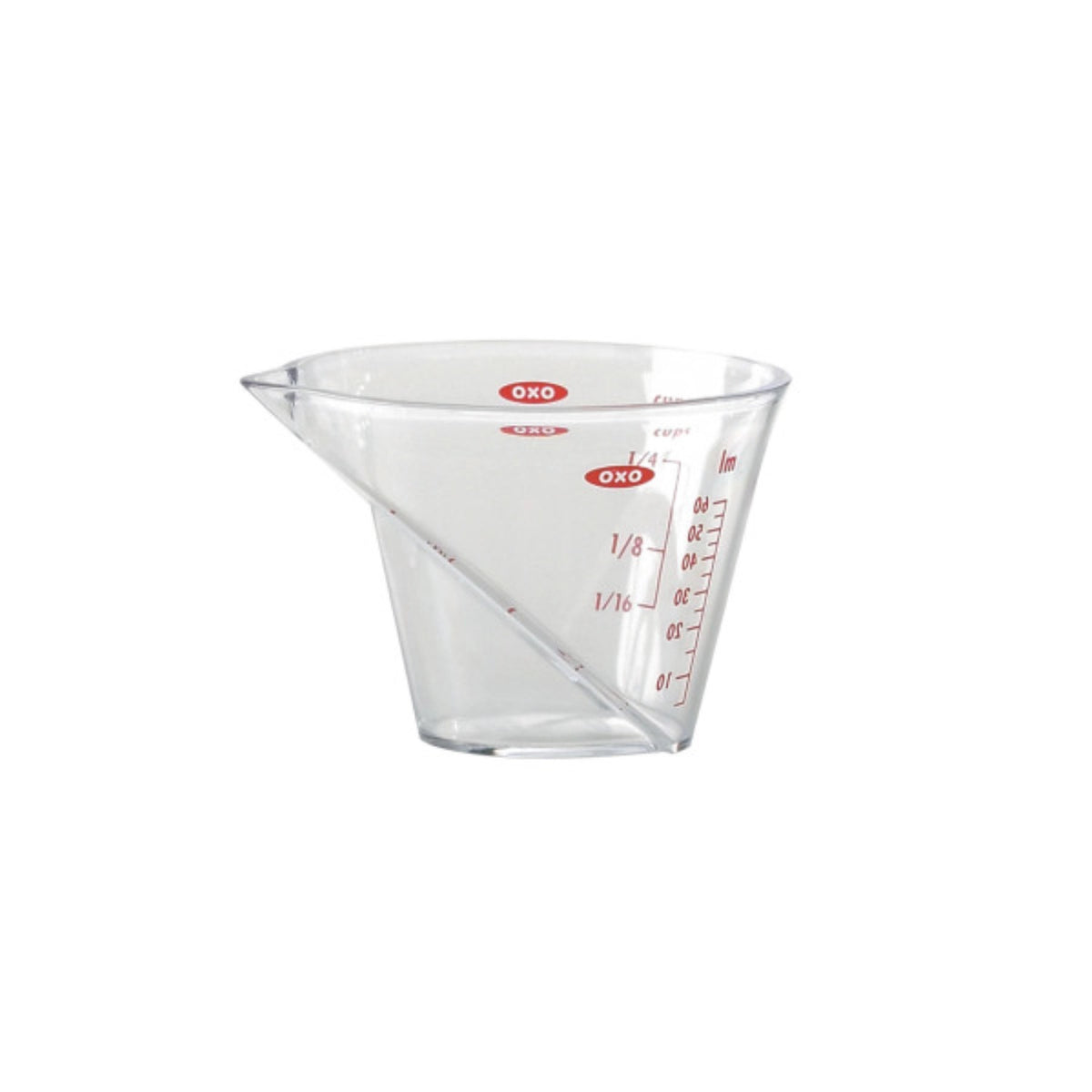Abgewinkelter Messbecher Mini, 60 ml in Transparent präsentiert im Onlineshop von KAQTU Design AG. Küchenhelfer ist von OXO