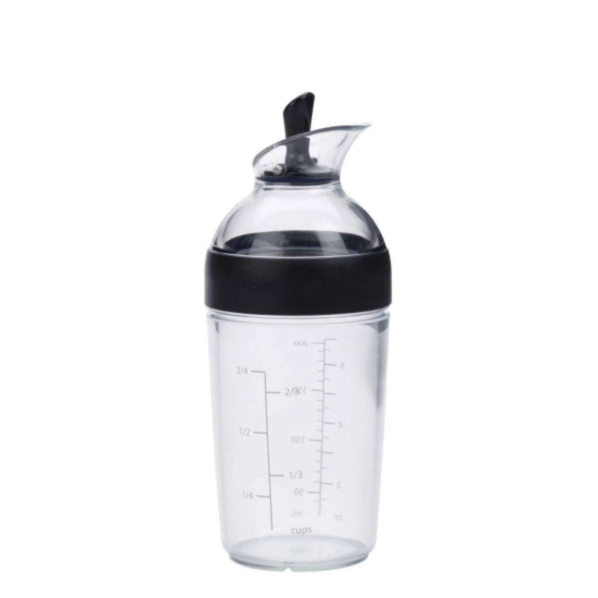 Salatdressing Shaker klein 240ml, schwarz in Schwarz präsentiert im Onlineshop von KAQTU Design AG. Salatzubehör ist von OXO