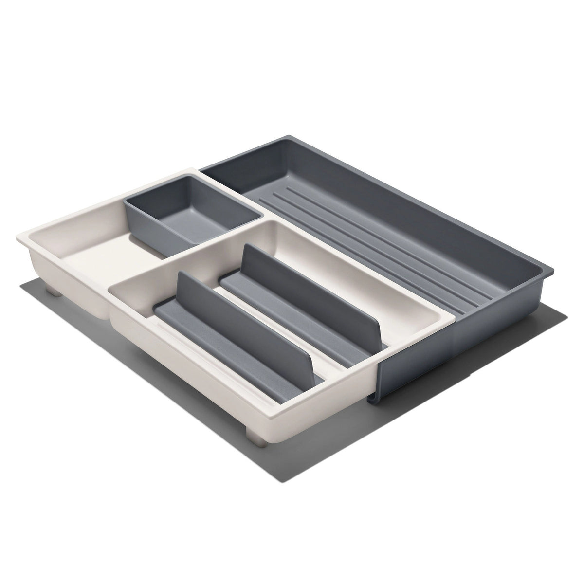 OXO Good Grips Schubladeneinlage erweiterbar in Grau präsentiert im Onlineshop von KAQTU Design AG. Aufbewahrungsbehälter ist von OXO
