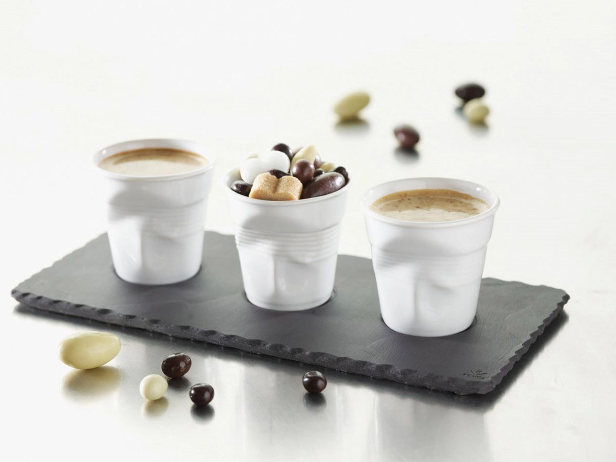 Knitterbecher Espresso 8cl, weiss in Weiss präsentiert im Onlineshop von KAQTU Design AG. Tasse ist von Revol